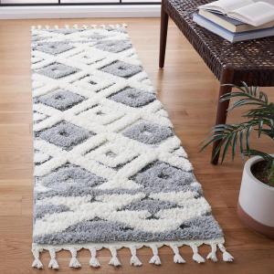 SAFAVIEH Moroccan Tassel Shag Collection Area Rug – 5’3″ x 7’6″, Grey & Ivory, Boho Design, Non-Shedding & Easy Care, 2-inch Thick Ideal for High Traffic Areas in Living Room, Bedroom (MTS661F)(Grey/Ivory)