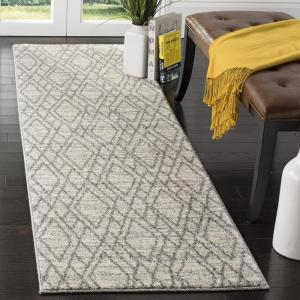 SAFAVIEH Tunisia Collection Accent Rug – 4′ x 6′, Ivory & Light Grey, Moroccan Tribal Design, Non-Shedding & Easy Care, Ideal for High Traffic Areas in Entryway, Living Room, Bedroom (TUN295G)(Ivory/Light Grey)