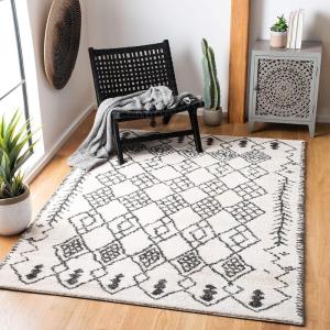 SAFAVIEH Tunisia Collection Area Rug – 5’3″ x 7’7″, Aqua & Ivory, Moroccan Tribal Design, Non-Shedding & Easy Care, Ideal for High Traffic Areas in Living Room, Bedroom (TUN736J)(Ivory/Black)