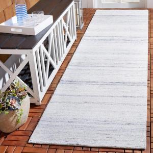 SAFAVIEH Washable Rug Outdoor Micro-Loop Collection – 5′ x 8′, Dark Grey, Handmade, Non-Shedding & Easy to Clean, Ideal for Patio, Backyard, Mudroom (OMP101G)(Ivory)