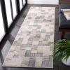 SAFAVIEH Washable Rug Outdoor Milos Collection – 5′ x 7’6″, Beige, Non-Shedding & Easy to Clean, Ideal for Patio, Backyard, Mudroom (MLO108B)(Beige/Grey)