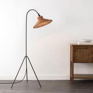SAFAVIEH Lighting Collection Myah Modern Boho Black/Brown Shade Rattan 62-inch Tripod Floor Lamp (LED Bulb Included)
