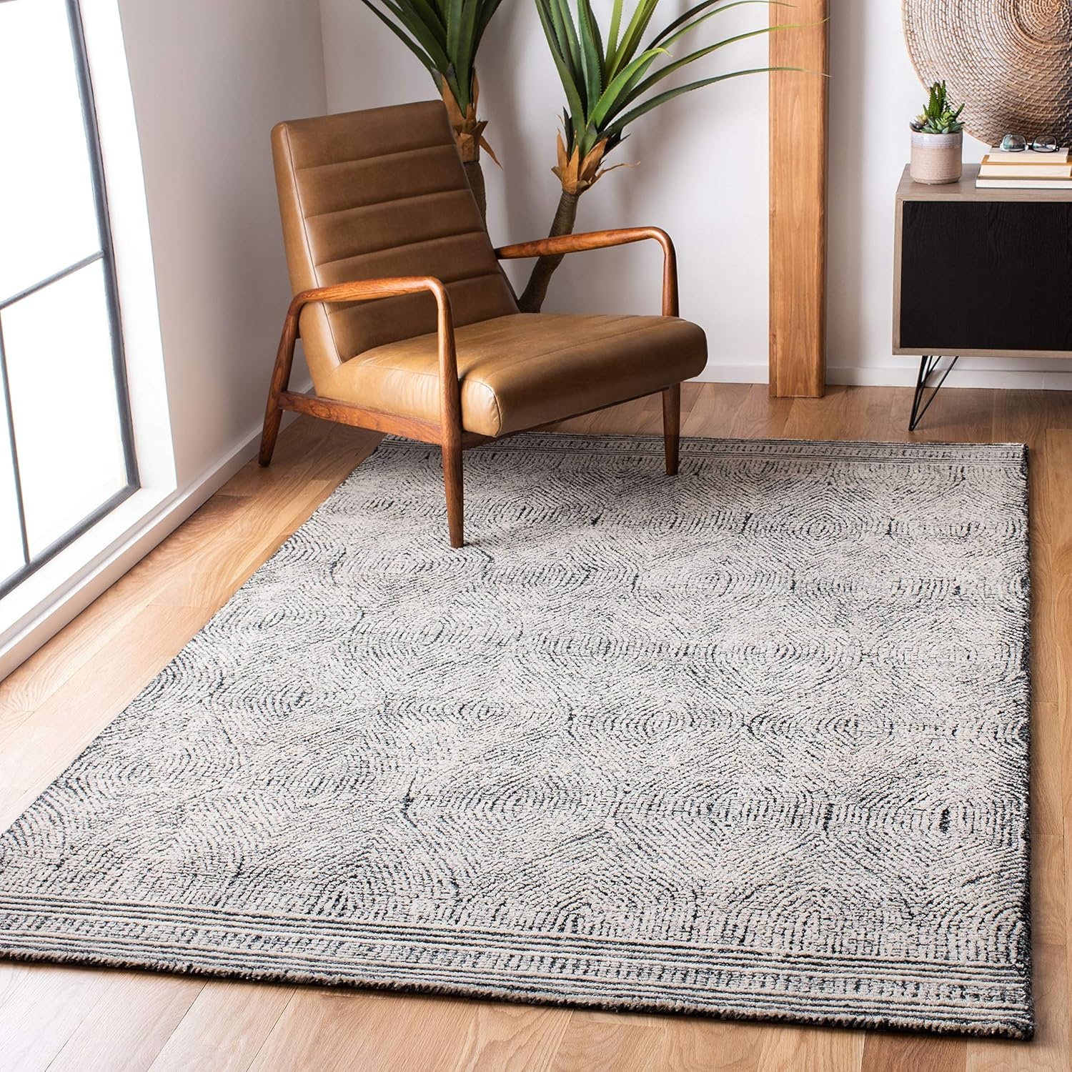 image:imageSAFAVIEH Abstract Collection Area Rug 10 Square Ivory amp Charcoal Handmade Wool Ideal for High Traffic Areas in Living Room Bedroom ABT340HIvoryCharcoal