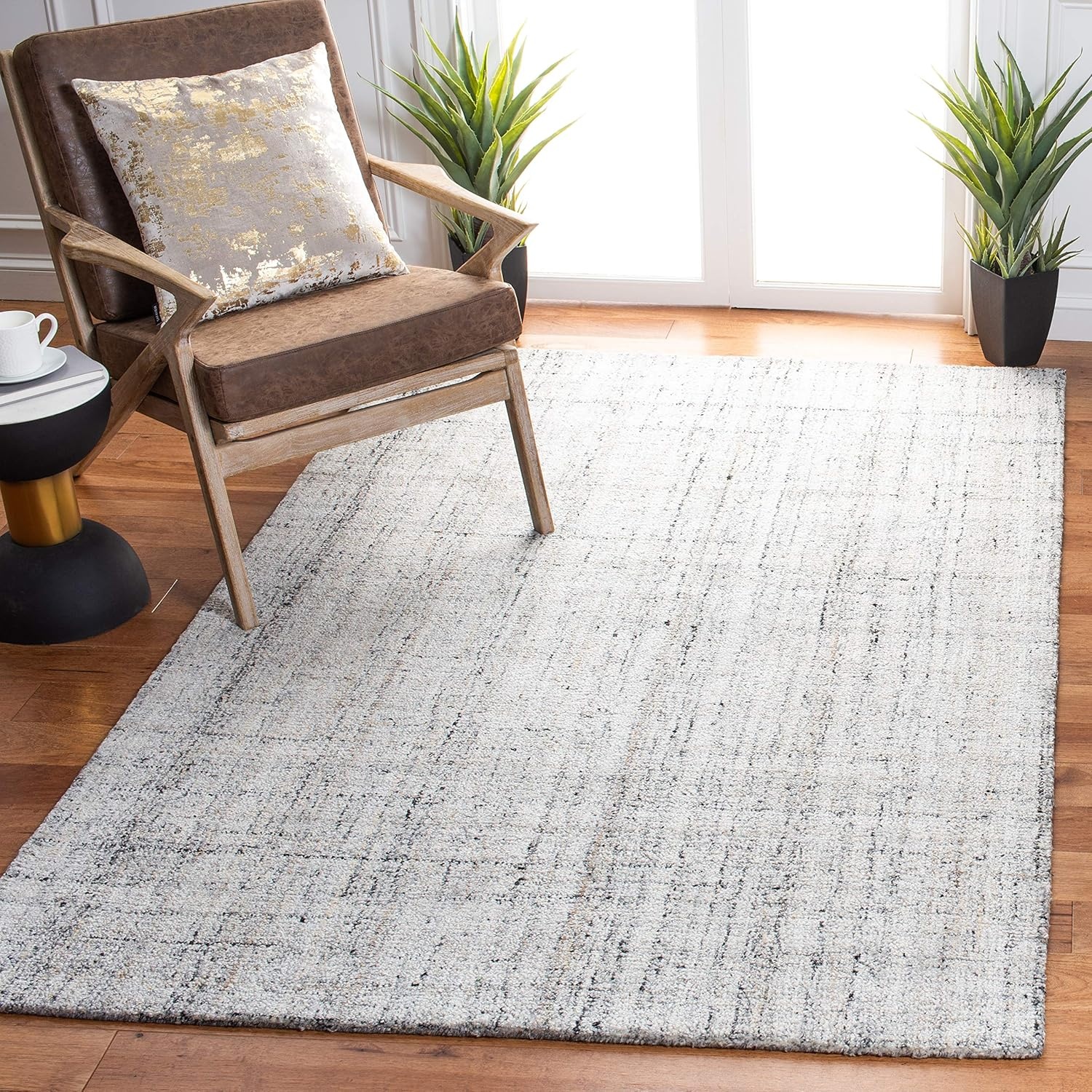 image:imageSAFAVIEH Abstract Collection Area Rug 8 Round Ivory amp Beige Handmade Wool amp Viscose Ideal for High Traffic Areas in Living Room Bedroom ABT141DCamelBlack