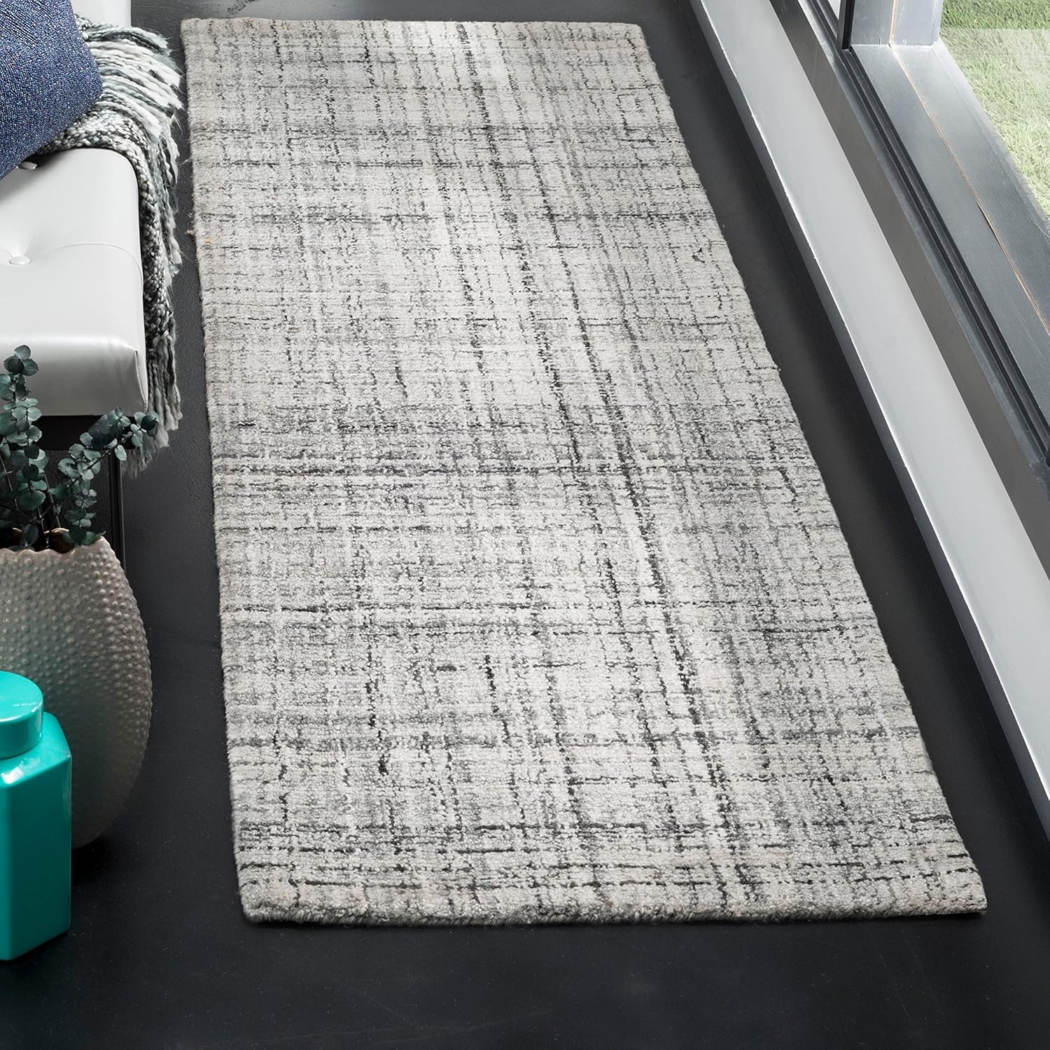 image:imageSAFAVIEH Abstract Collection Area Rug 8 Round Ivory amp Beige Handmade Wool amp Viscose Ideal for High Traffic Areas in Living Room Bedroom ABT141DGreyBlack