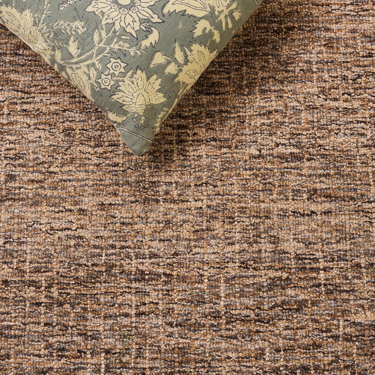 image:imageSAFAVIEH Area Rug 8x10 Abstract Collection Large Light Grey amp Ivory Handmade Wool Ideal for Living Room Bedroom Office Dining Space ABT468FAntiqueBrown