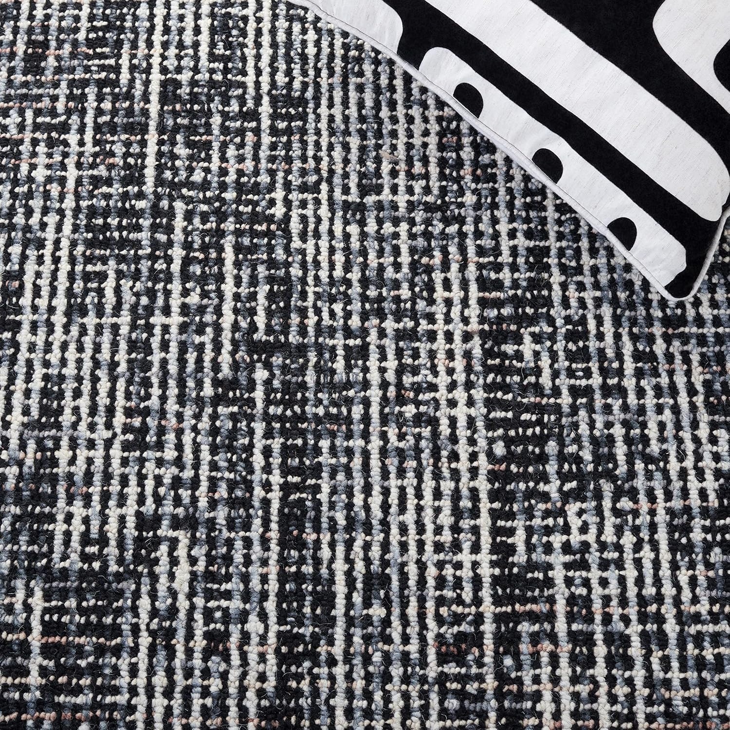 image:imageSAFAVIEH Area Rug 8x10 Abstract Collection Large Light Grey amp Ivory Handmade Wool Ideal for Living Room Bedroom Office Dining Space ABT468FBlackGrey