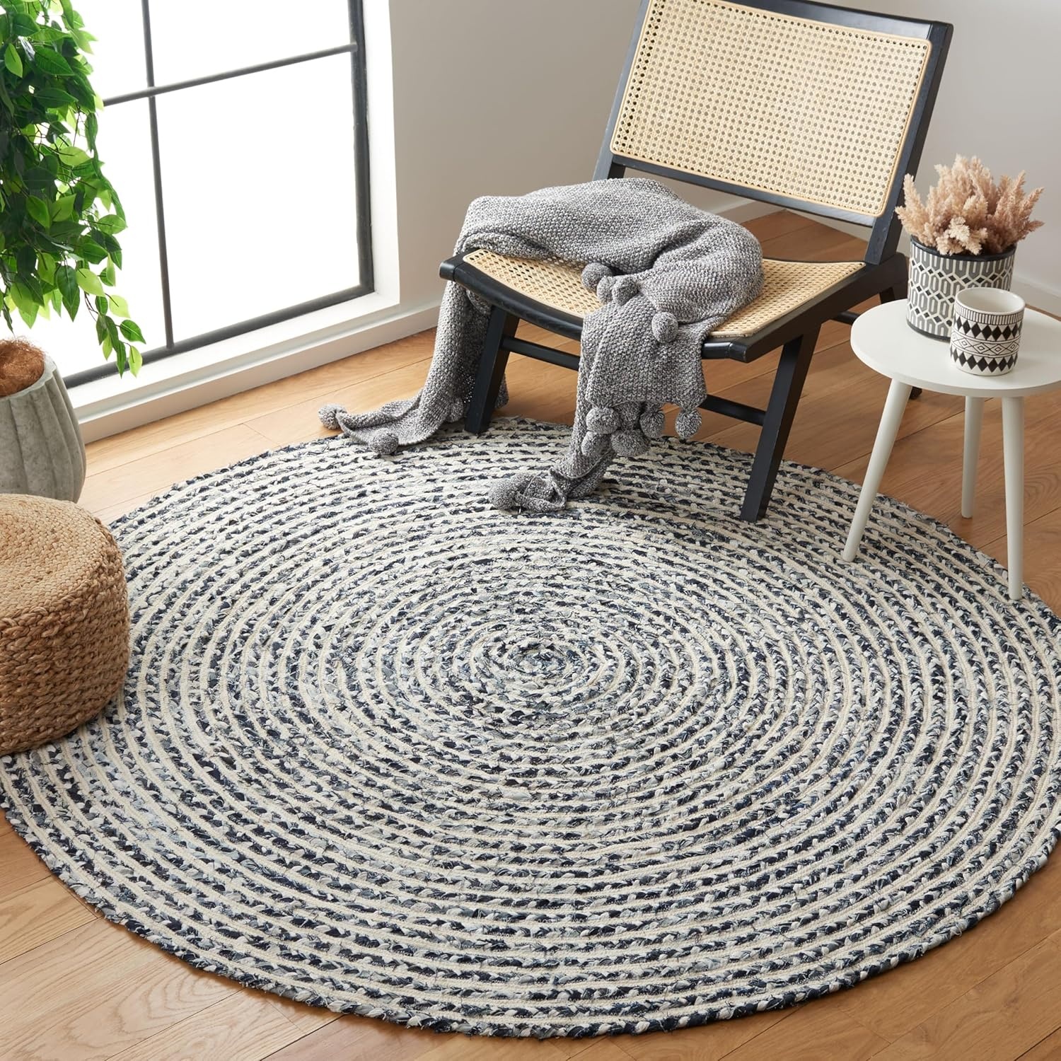 image:imageSAFAVIEH Area Rug 8x10 Braided Collection Large Blue amp Ivory Handmade Cotton Ideal for Living Room Bedroom Office Dining Space BRD260MBlackNavy