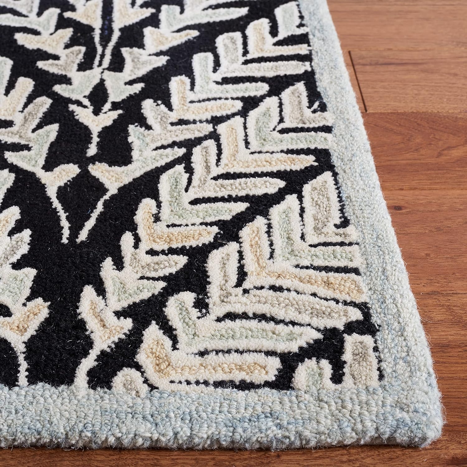 image:imageSAFAVIEH Area Rug 8x10 Capri Collection Large Ivory amp Blue Handmade Wool Ideal for Living Room Bedroom Office Dining Space CPR208ABlackIvory