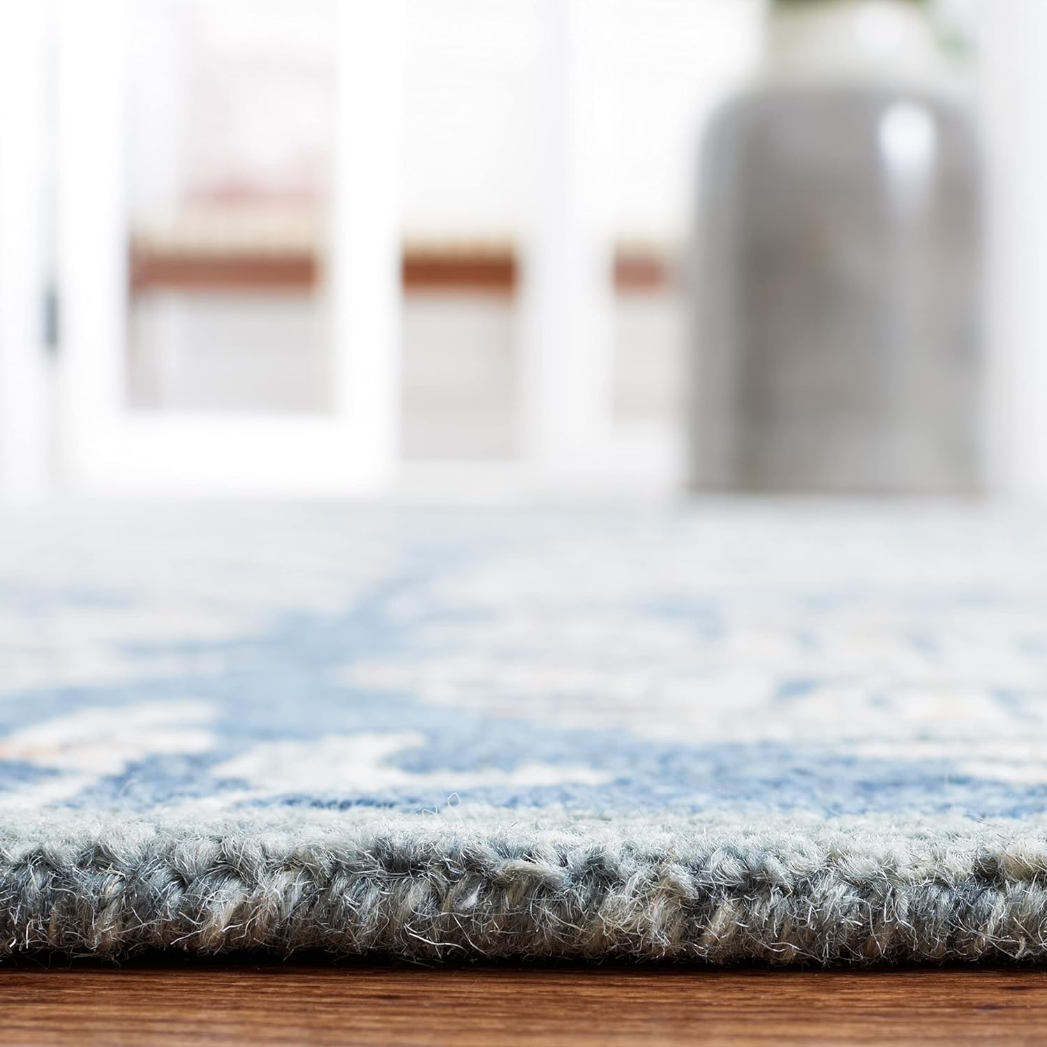 image:imageSAFAVIEH Area Rug 8x10 Capri Collection Large Ivory amp Blue Handmade Wool Ideal for Living Room Bedroom Office Dining Space CPR208AGreyIvory