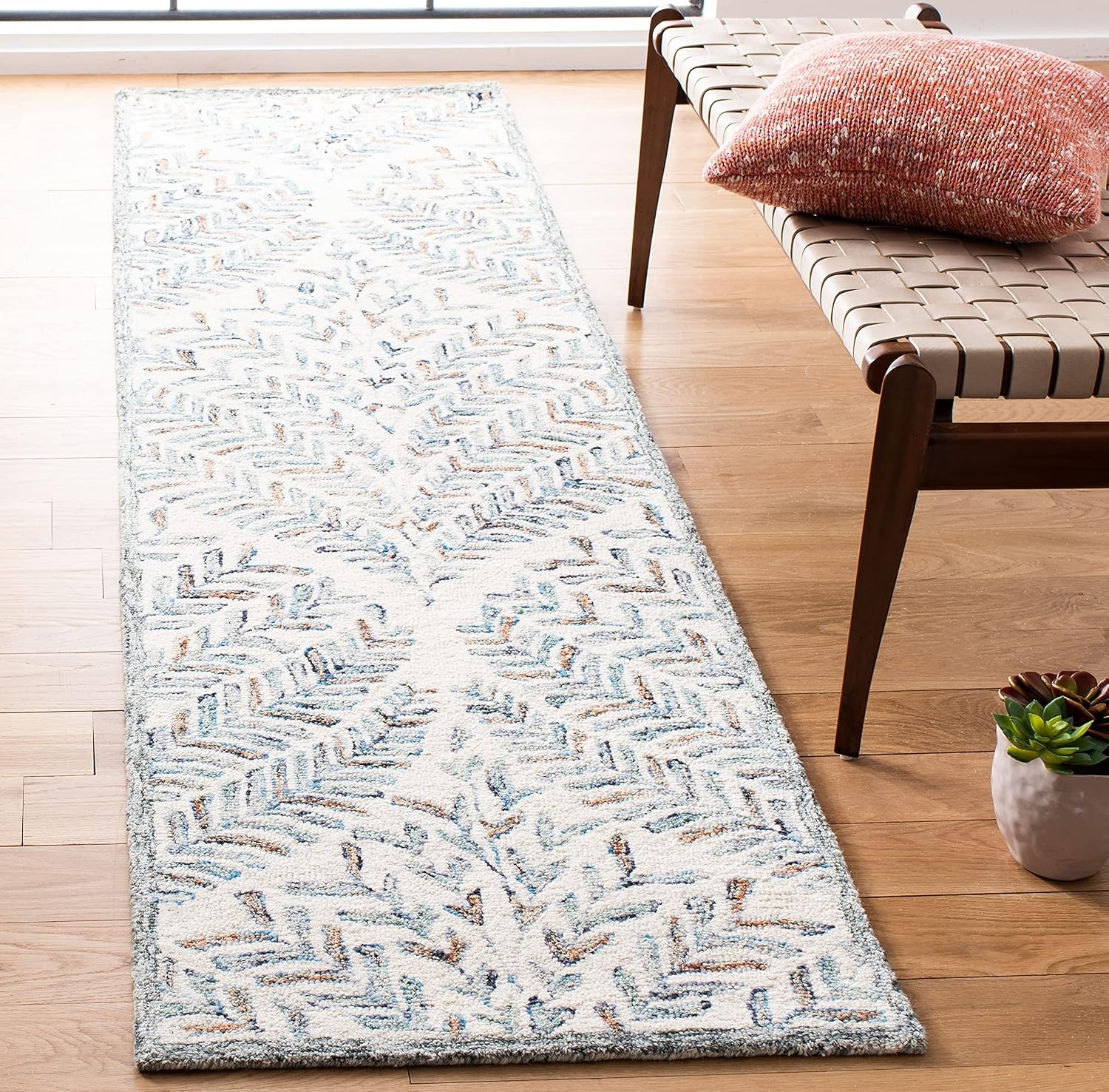 image:imageSAFAVIEH Area Rug 8x10 Capri Collection Large Ivory amp Blue Handmade Wool Ideal for Living Room Bedroom Office Dining Space CPR208AIvoryBlue