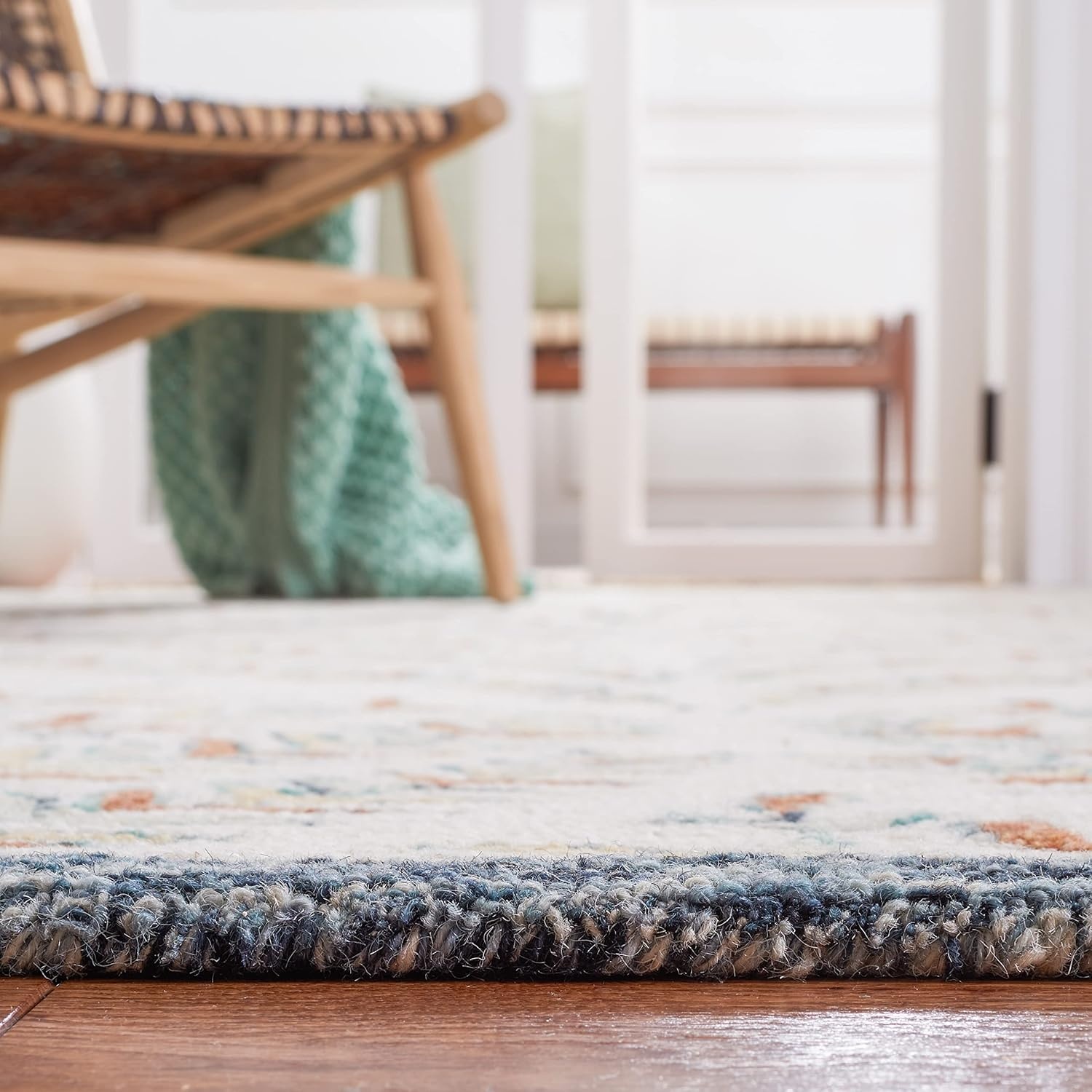 image:imageSAFAVIEH Area Rug 8x10 Capri Collection Large Ivory amp Blue Handmade Wool Ideal for Living Room Bedroom Office Dining Space CPR208AIvoryGreen