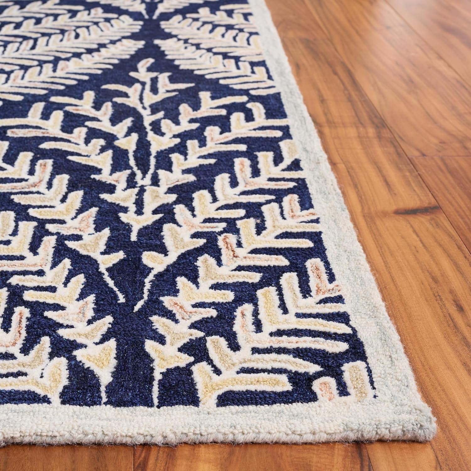 image:imageSAFAVIEH Area Rug 8x10 Capri Collection Large Ivory amp Blue Handmade Wool Ideal for Living Room Bedroom Office Dining Space CPR208ANavyIvory