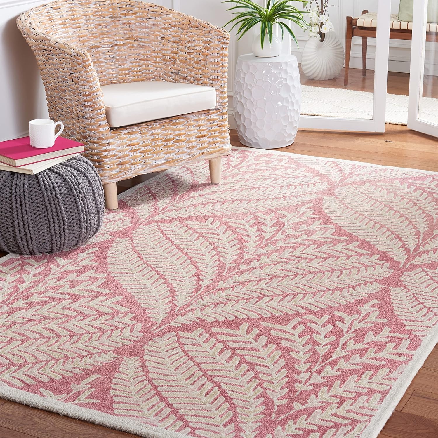 image:imageSAFAVIEH Area Rug 8x10 Capri Collection Large Ivory amp Blue Handmade Wool Ideal for Living Room Bedroom Office Dining Space CPR208APinkIvory