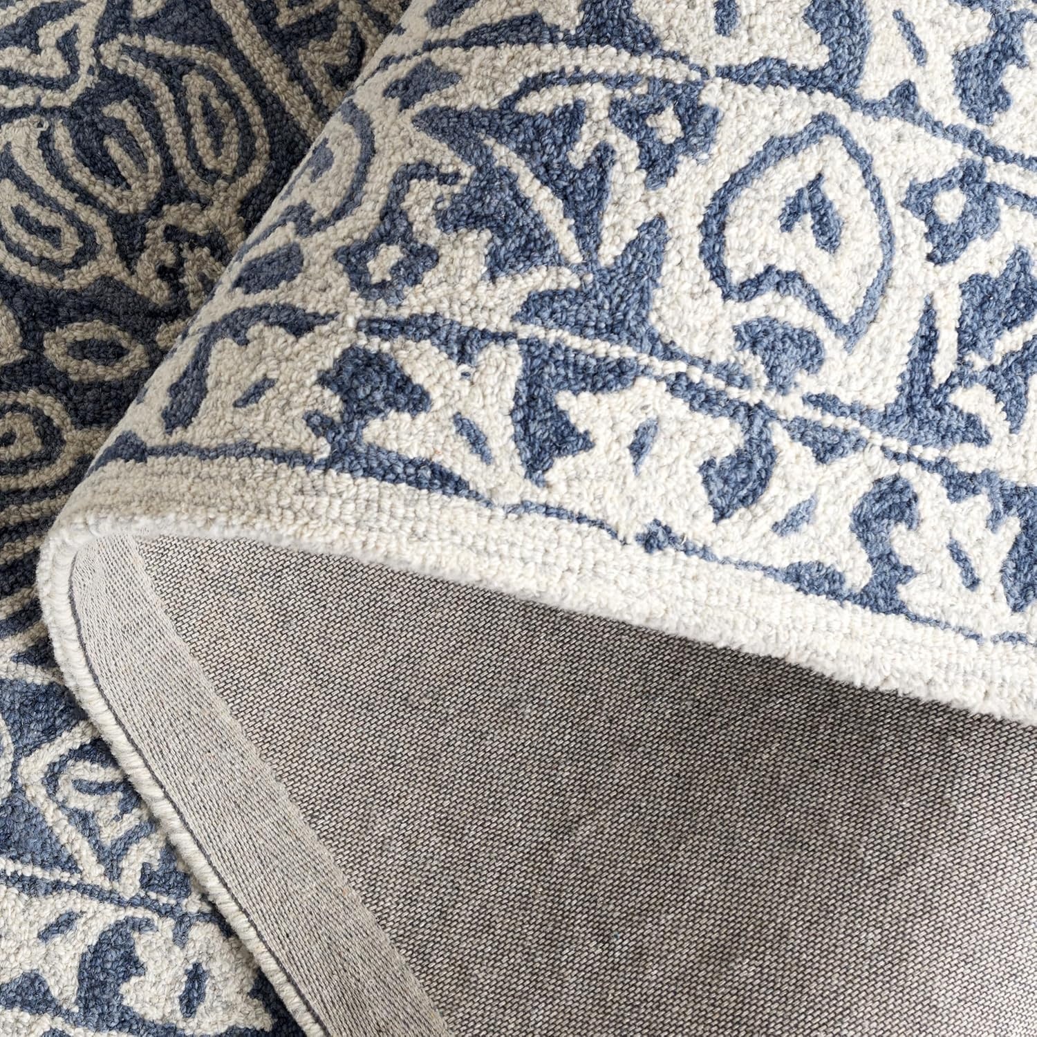 image:imageSAFAVIEH Area Rug 8x10 Dip Dye Collection Large Navy Blue Handmade Wool Ideal for Living Room Bedroom Office Dining Space DDY151NBlueIvory