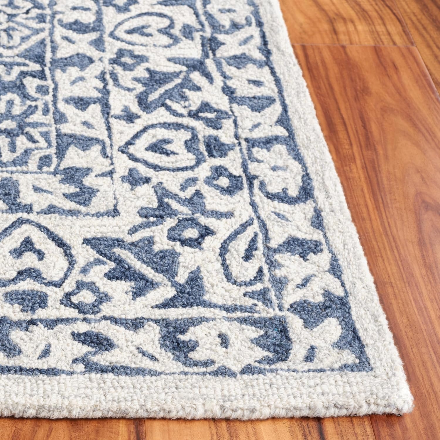 image:imageSAFAVIEH Area Rug 8x10 Dip Dye Collection Large Navy Blue Handmade Wool Ideal for Living Room Bedroom Office Dining Space DDY151NBlueIvory