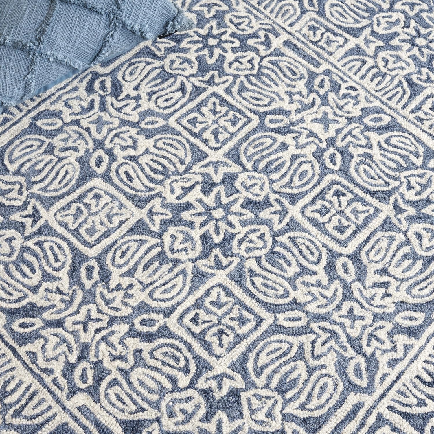 image:imageSAFAVIEH Area Rug 8x10 Dip Dye Collection Large Navy Blue Handmade Wool Ideal for Living Room Bedroom Office Dining Space DDY151NBlueIvory