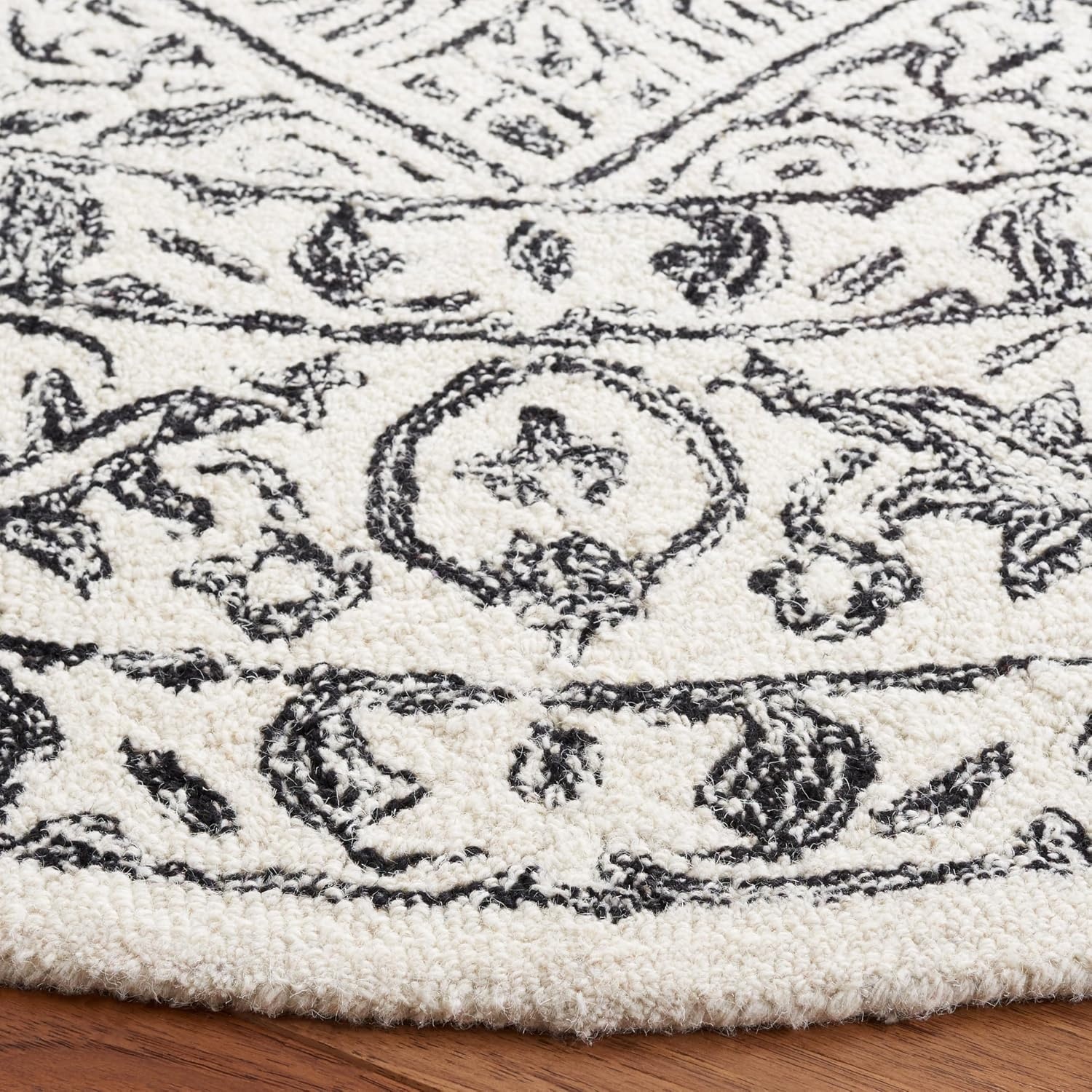 image:imageSAFAVIEH Area Rug 8x10 Dip Dye Collection Large Navy Blue Handmade Wool Ideal for Living Room Bedroom Office Dining Space DDY151NIvoryBlack