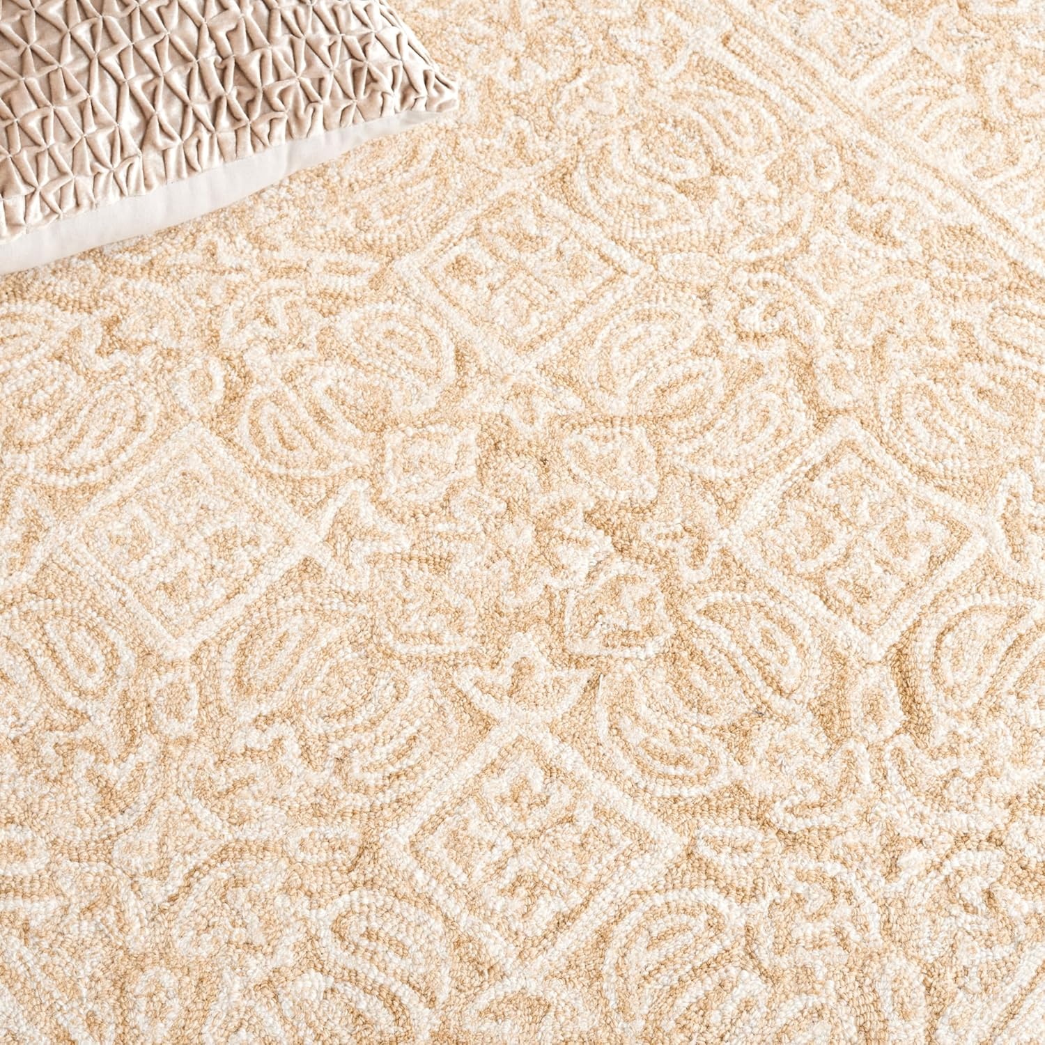 image:imageSAFAVIEH Area Rug 8x10 Dip Dye Collection Large Navy Blue Handmade Wool Ideal for Living Room Bedroom Office Dining Space DDY151NLight BeigeIvory