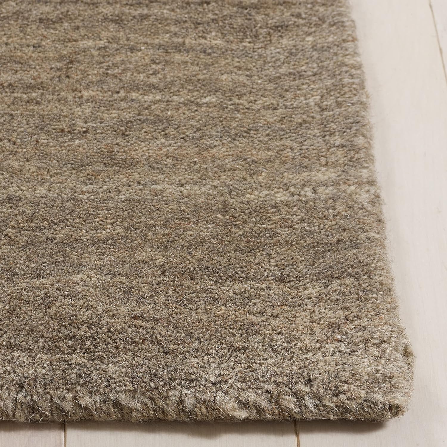 image:imageSAFAVIEH Area Rug 8x10 Himalaya Collection Large Stone Handmade Wool Ideal for Living Room Bedroom Office Dining Space HIM820ATaupe