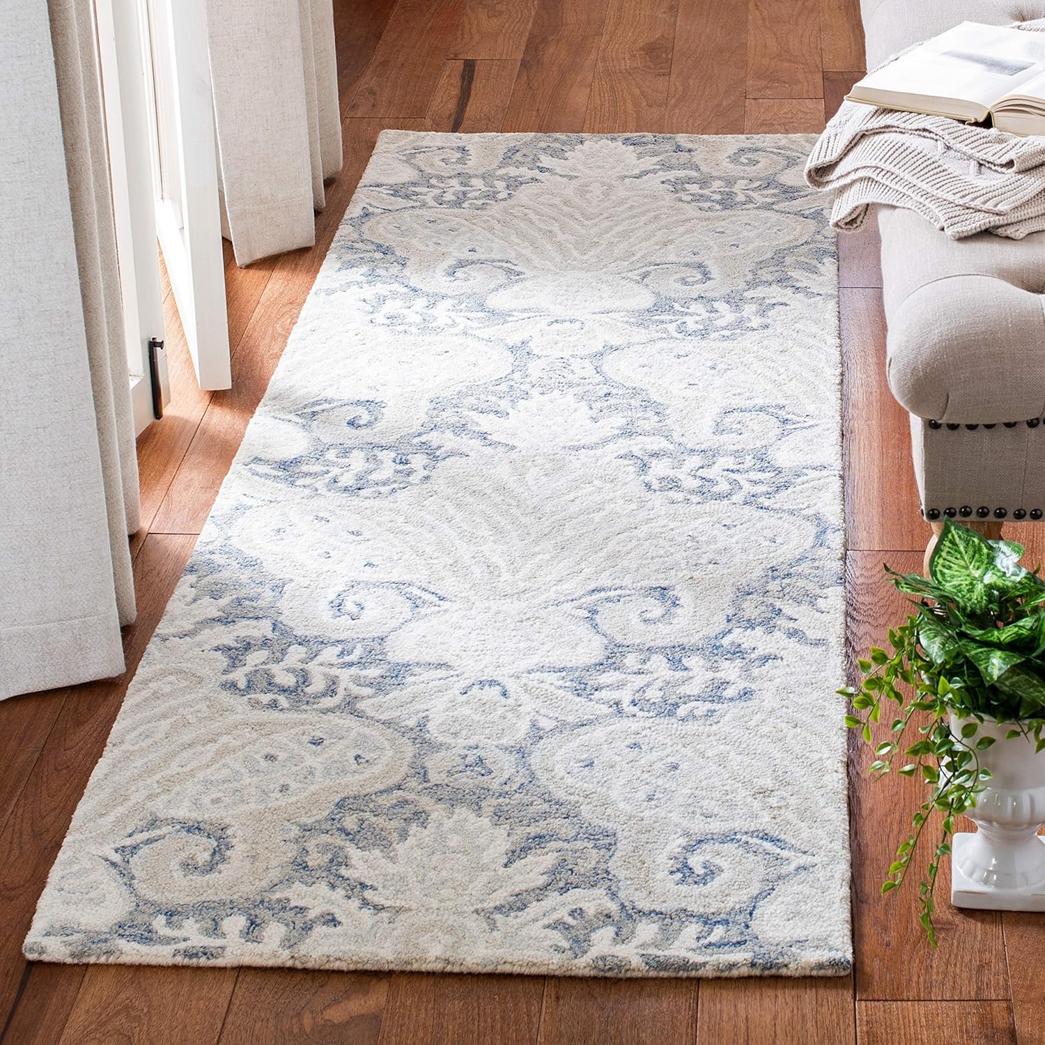image:imageSAFAVIEH Area Rug 8x10 MicroLoop Collection Large Beige Handmade Wool Ideal for Living Room Bedroom Office Dining Space MLP539BBlueIvory