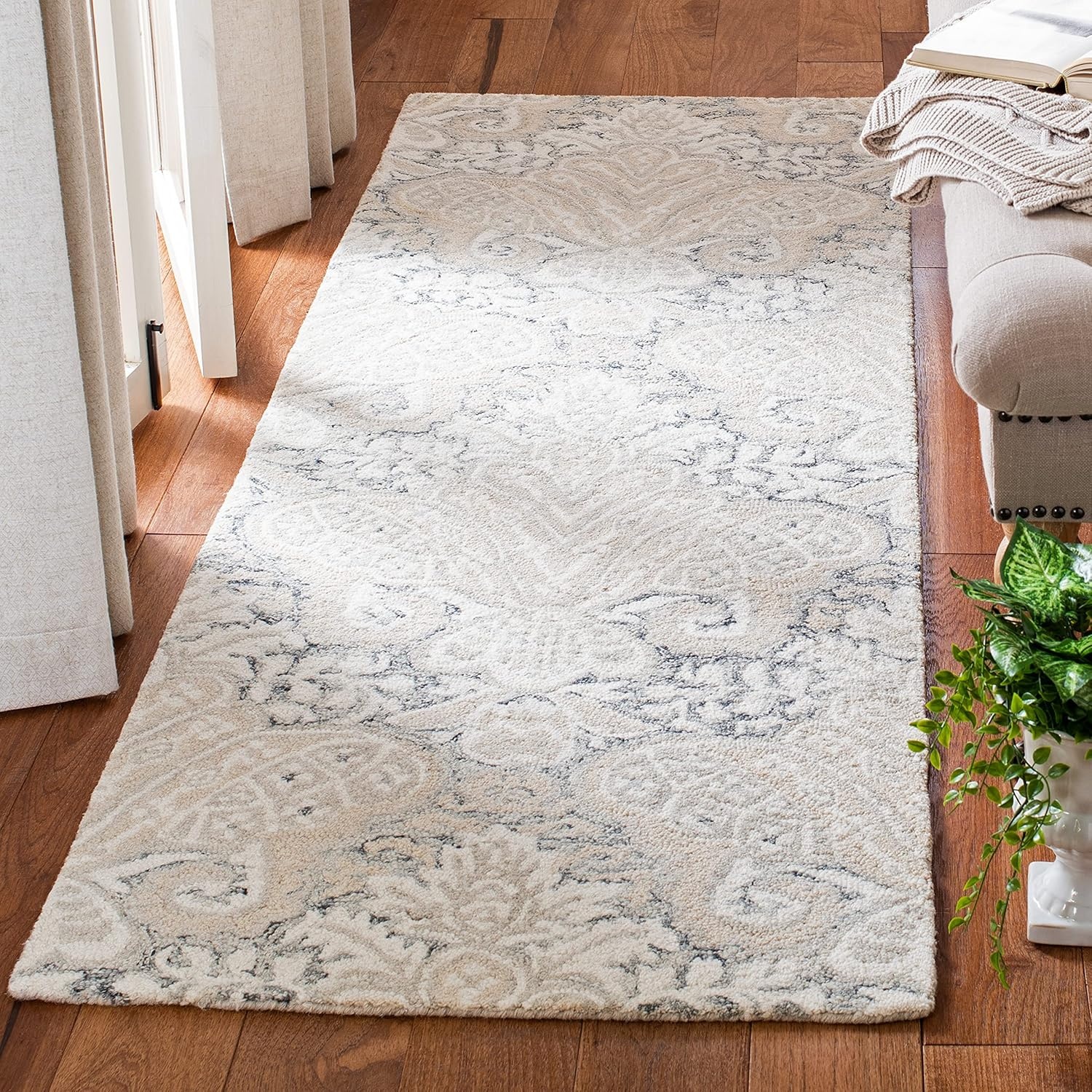 image:imageSAFAVIEH Area Rug 8x10 MicroLoop Collection Large Beige Handmade Wool Ideal for Living Room Bedroom Office Dining Space MLP539BCharcoalIvory