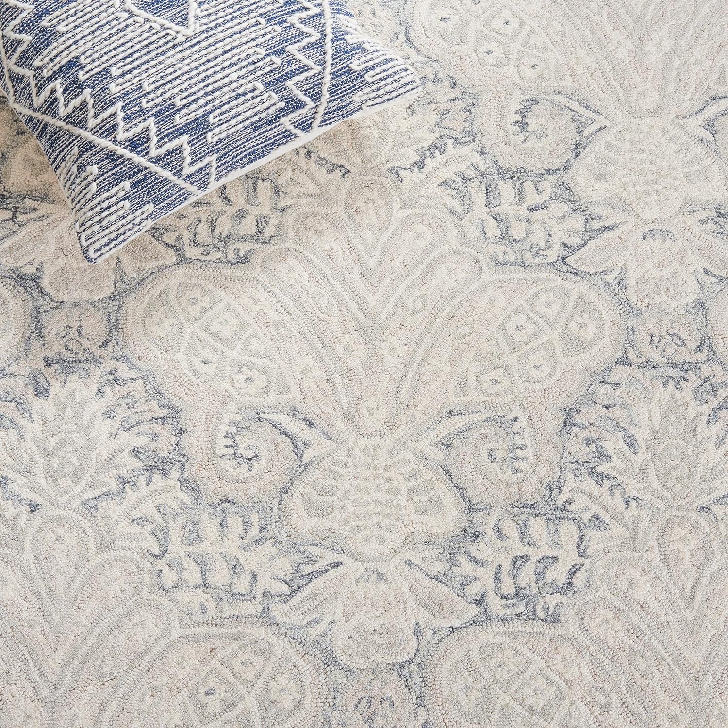 image:imageSAFAVIEH Area Rug 8x10 MicroLoop Collection Large Beige Handmade Wool Ideal for Living Room Bedroom Office Dining Space MLP539BCharcoalIvory