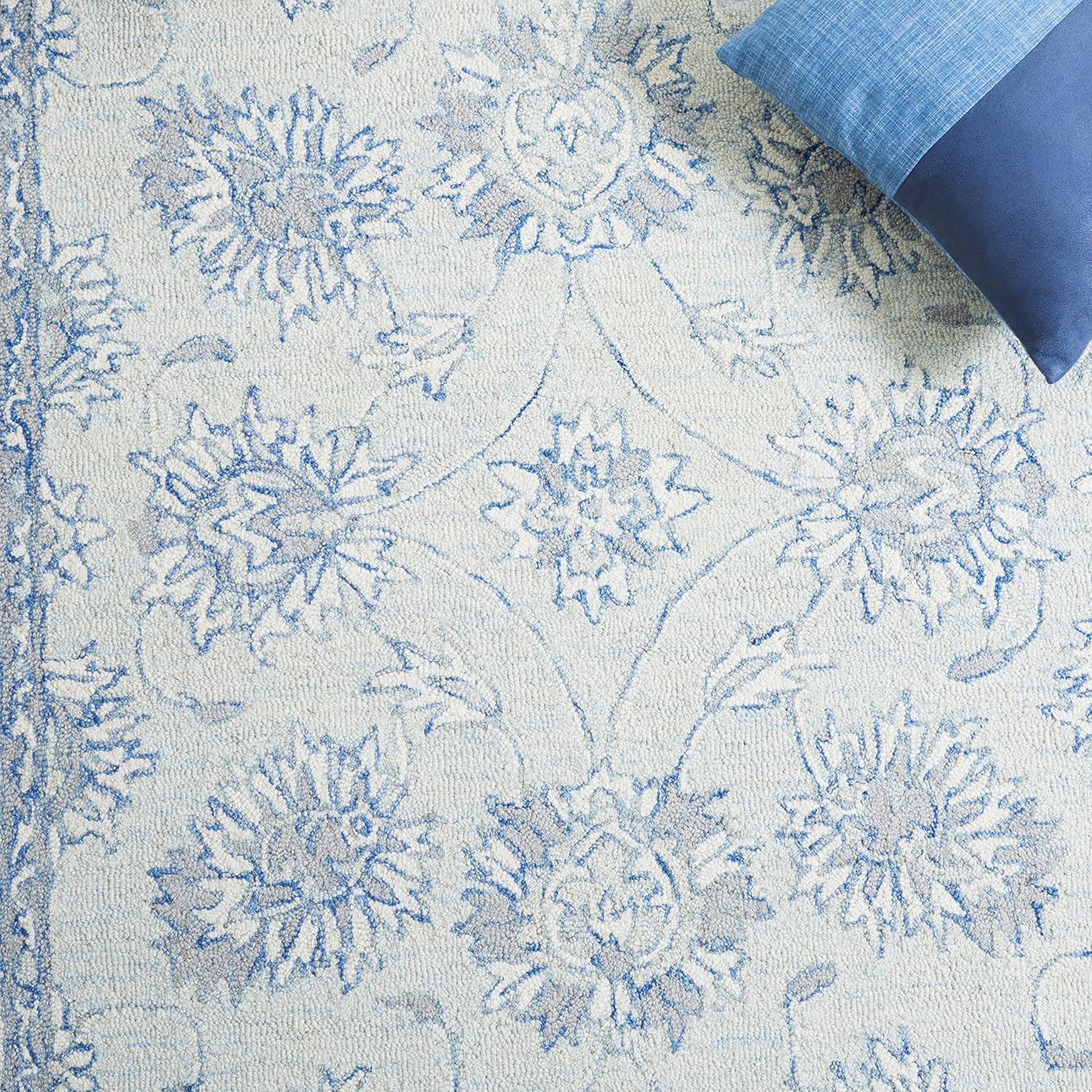 image:imageSAFAVIEH Area Rug 8x10 MicroLoop Collection Large Light Blue amp Ivory Handmade Wool Ideal for Living Room Bedroom Office Dining Space MLP536LLight Blue Ivory