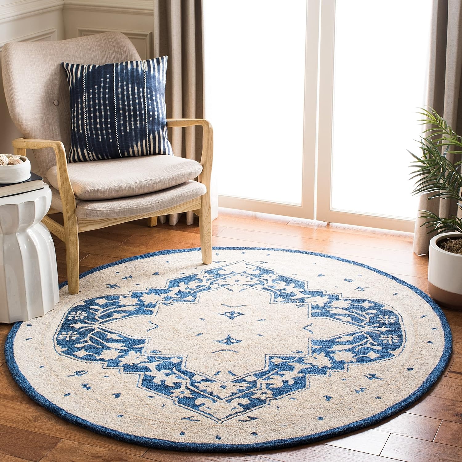 image:imageSAFAVIEH Area Rug 8x10 MicroLoop Collection Large Light Grey amp Ivory Handmade Wool Medallion Design Ideal for Living Room Bedroom Office Dining Space MLP505FNavyIvory