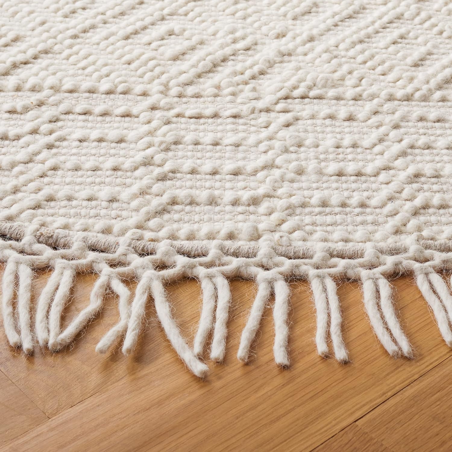 image:imageSAFAVIEH Area Rug 8x10 Natura Collection Large Ivory Handmade Wool Moroccan Boho Fringe Design Ideal for Living Room Bedroom Dining Space NAT852BIvory