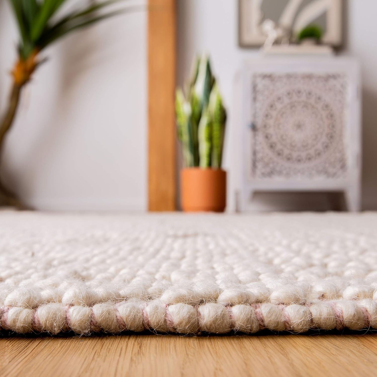 image:imageSAFAVIEH Area Rug 8x10 Natura Collection Large Ivory Handmade Wool Moroccan Boho Fringe Design Ideal for Living Room Bedroom Dining Space NAT852BIvoryPink
