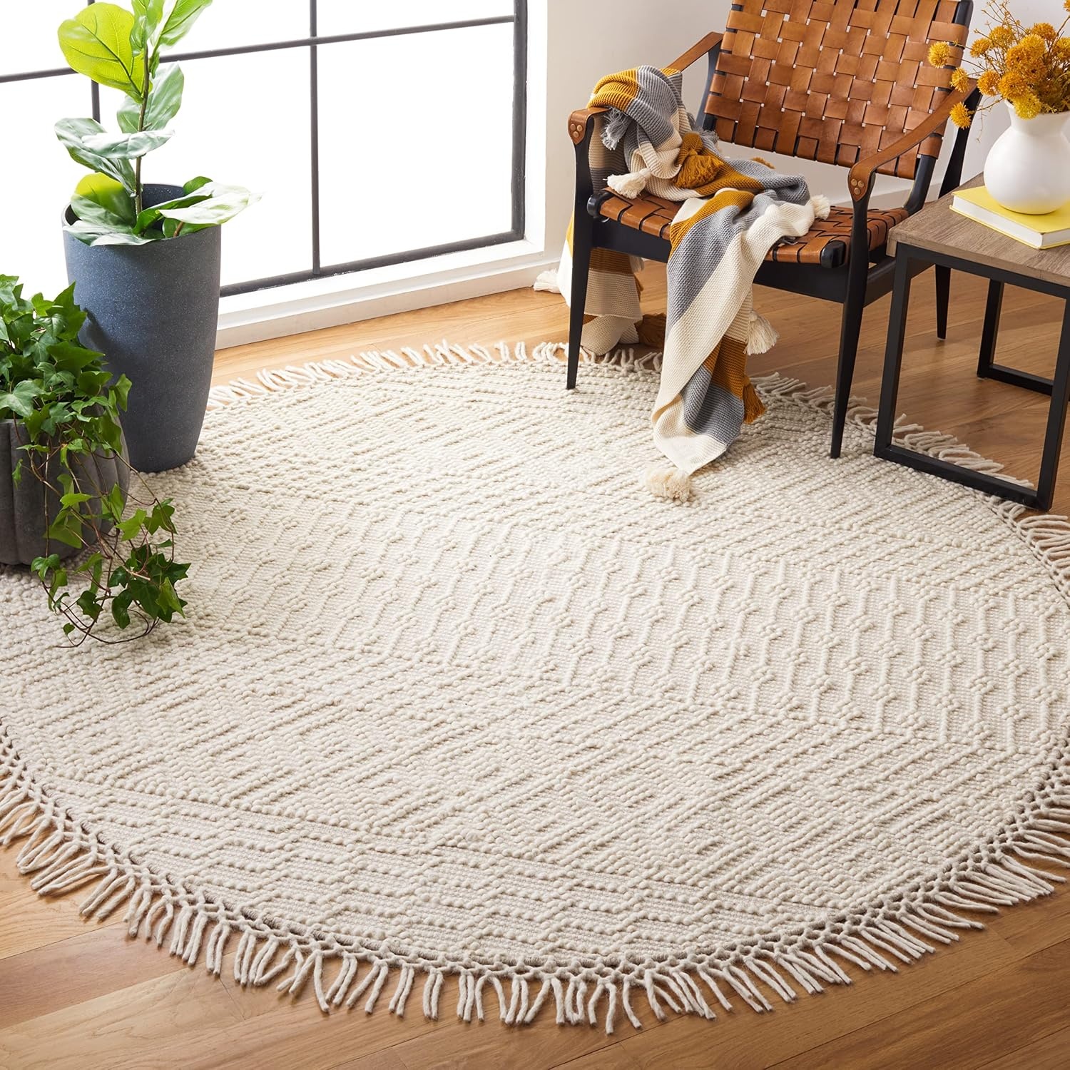 image:imageSAFAVIEH Area Rug 8x10 Natura Collection Large Ivory Handmade Wool Moroccan Boho Fringe Design Ideal for Living Room Bedroom Dining Space NAT852BIvory