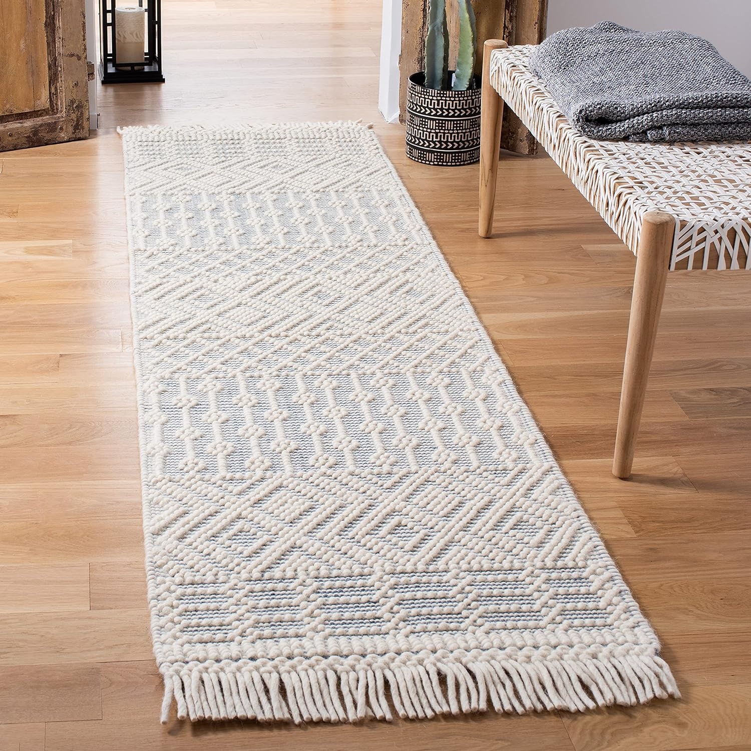 image:imageSAFAVIEH Area Rug 8x10 Natura Collection Large Ivory Handmade Wool Moroccan Boho Fringe Design Ideal for Living Room Bedroom Dining Space NAT852BIvoryGrey