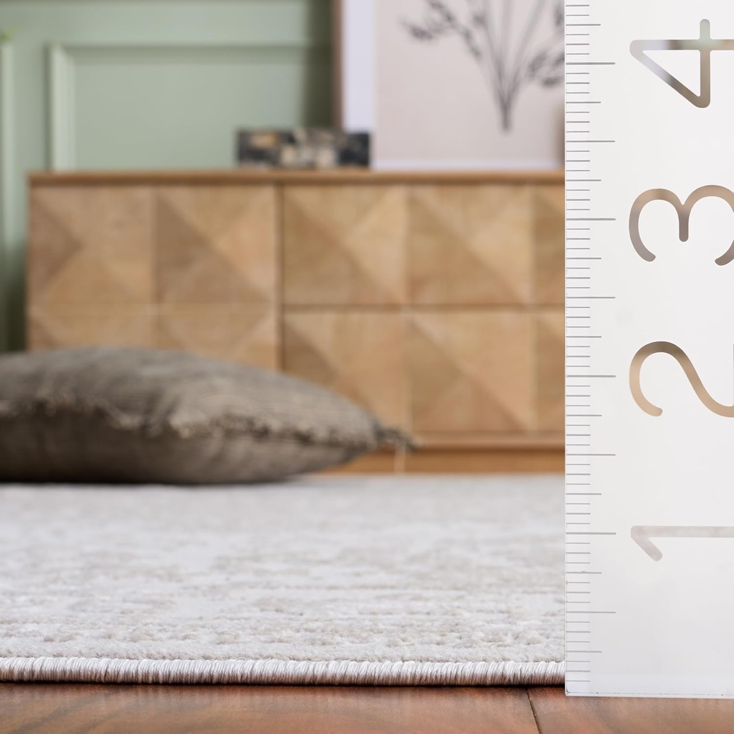 image:imageSAFAVIEH Area Rug 8x10 Reflection Collection Large Cream amp Ivory NonShedding amp Easy Cleaning Ideal for Living Room Bedroom Dining Space RFT664DCremeIvory