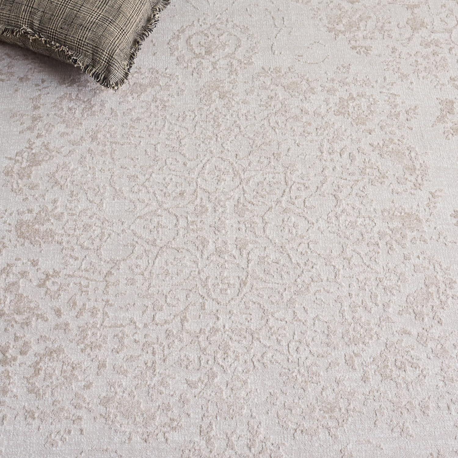 image:imageSAFAVIEH Area Rug 8x10 Reflection Collection Large Cream amp Ivory NonShedding amp Easy Cleaning Ideal for Living Room Bedroom Dining Space RFT664DCremeIvory