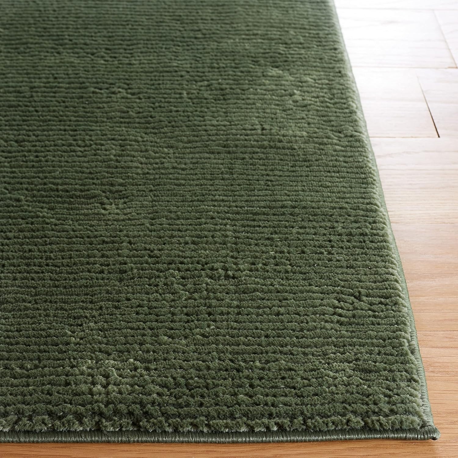 image:imageSAFAVIEH Area Rug 8x10 Revive Collection Large Green Solid Pattern NonShedding amp Easy Cleaning Ideal for Living Room Bedroom Office Dining Space REV102YGreen