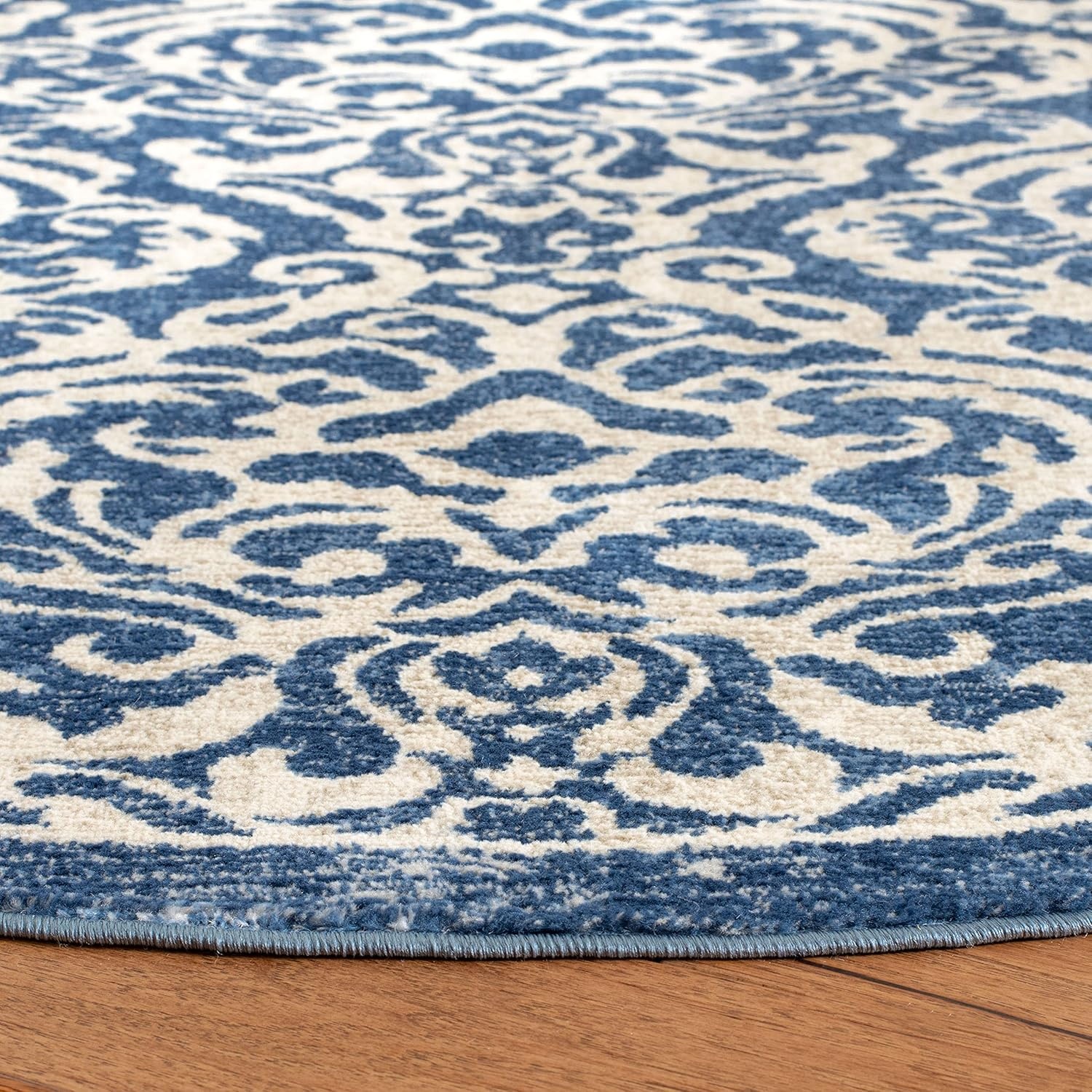 image:imageSAFAVIEH Brentwood Collection 8 x 10 Navy Cream BNT810N Damask NonShedding Living Room Bedroom Dining Home Office Area RugNavyCreme