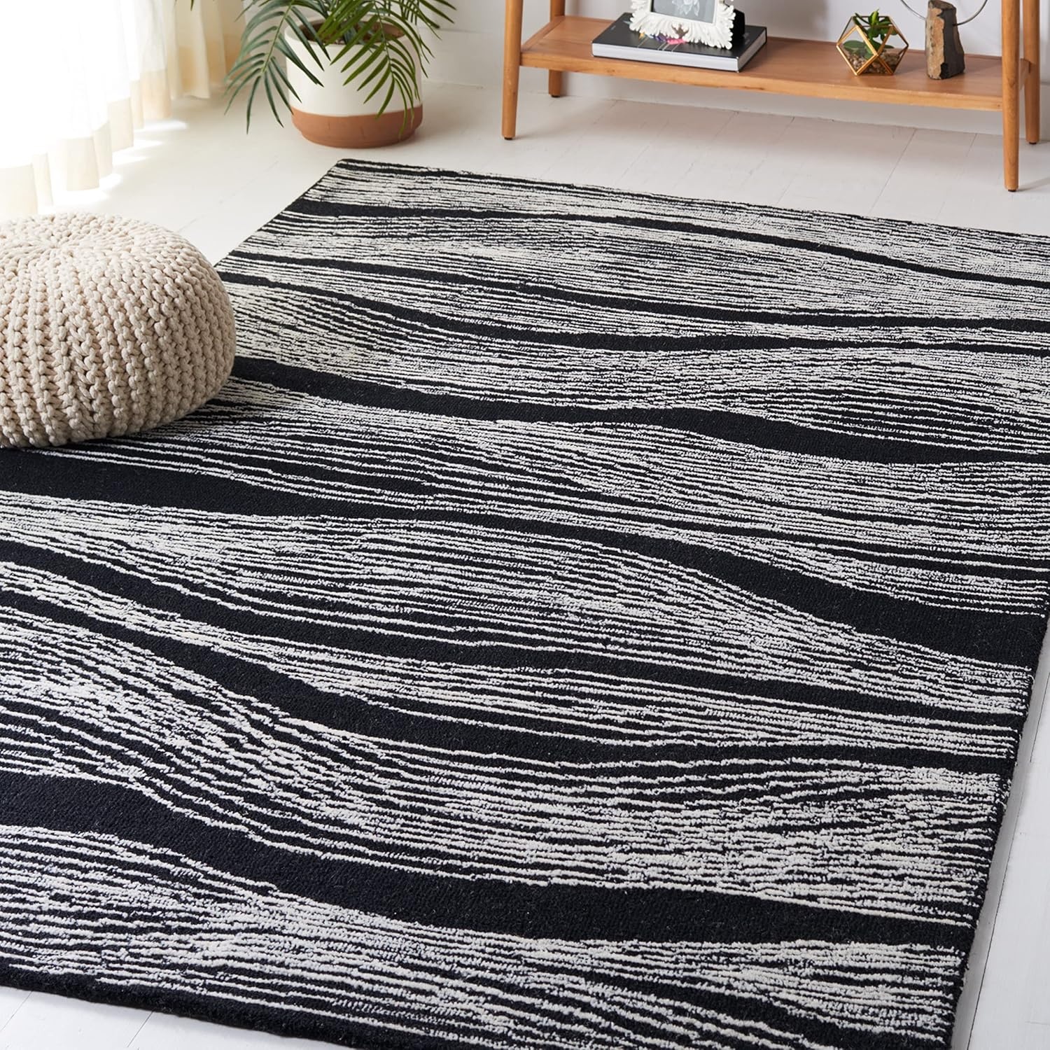 image:imageSAFAVIEH Metro Collection 8 x 10 NaturalIvory MET995A Handmade Premium Wool Living Room Dining Bedroom Area RugIvoryBlack