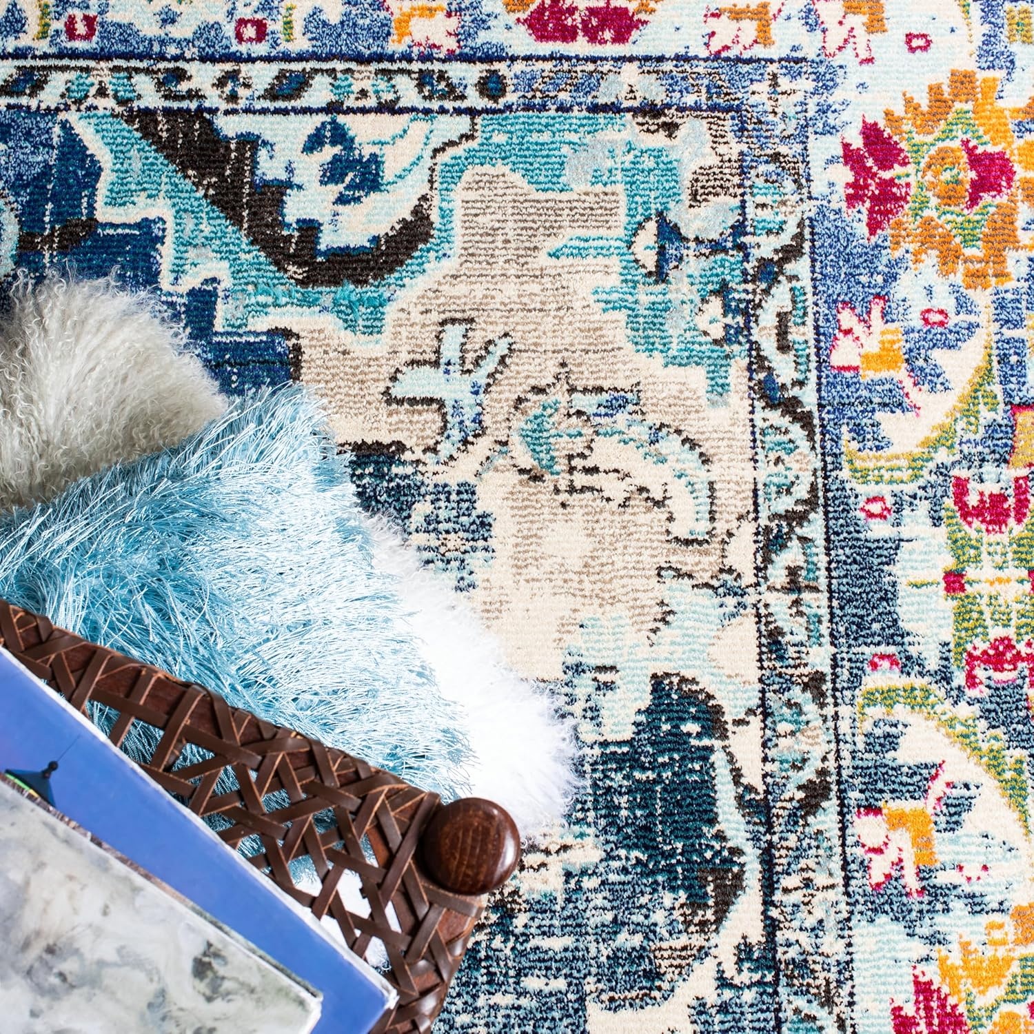 image:imageSAFAVIEH Monaco Collection Area Rug 8 Round Forest Green amp Light Blue NonShedding amp Easy to Clean Distressed Medallion Design Ideal for Living Room Bedroom Dining Space MNC243FNavyLight Blue