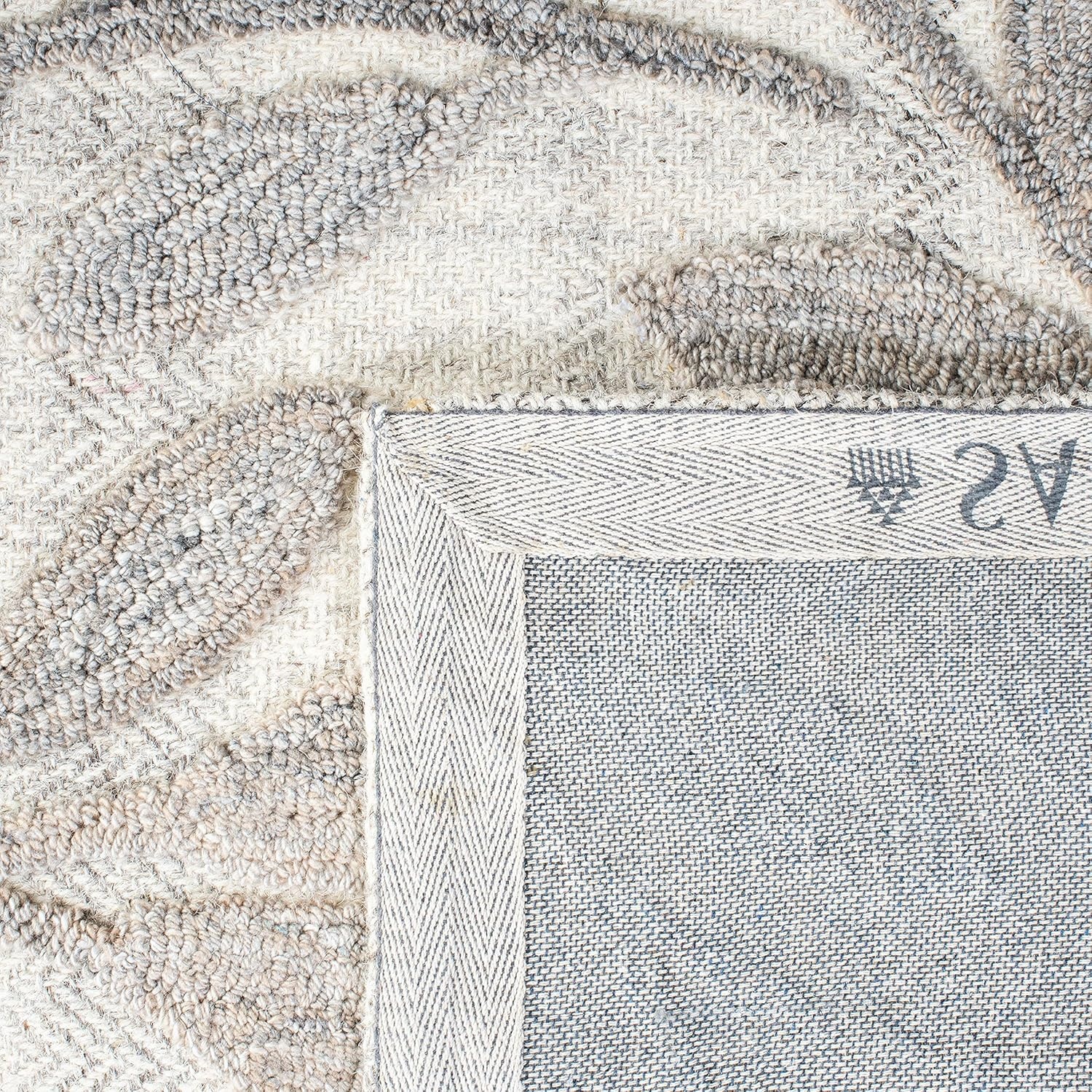 image:imageSAFAVIEH South Hampton Collection 8 x 10 Beige SHA302B Handmade Botanical Wool Area RugBeige