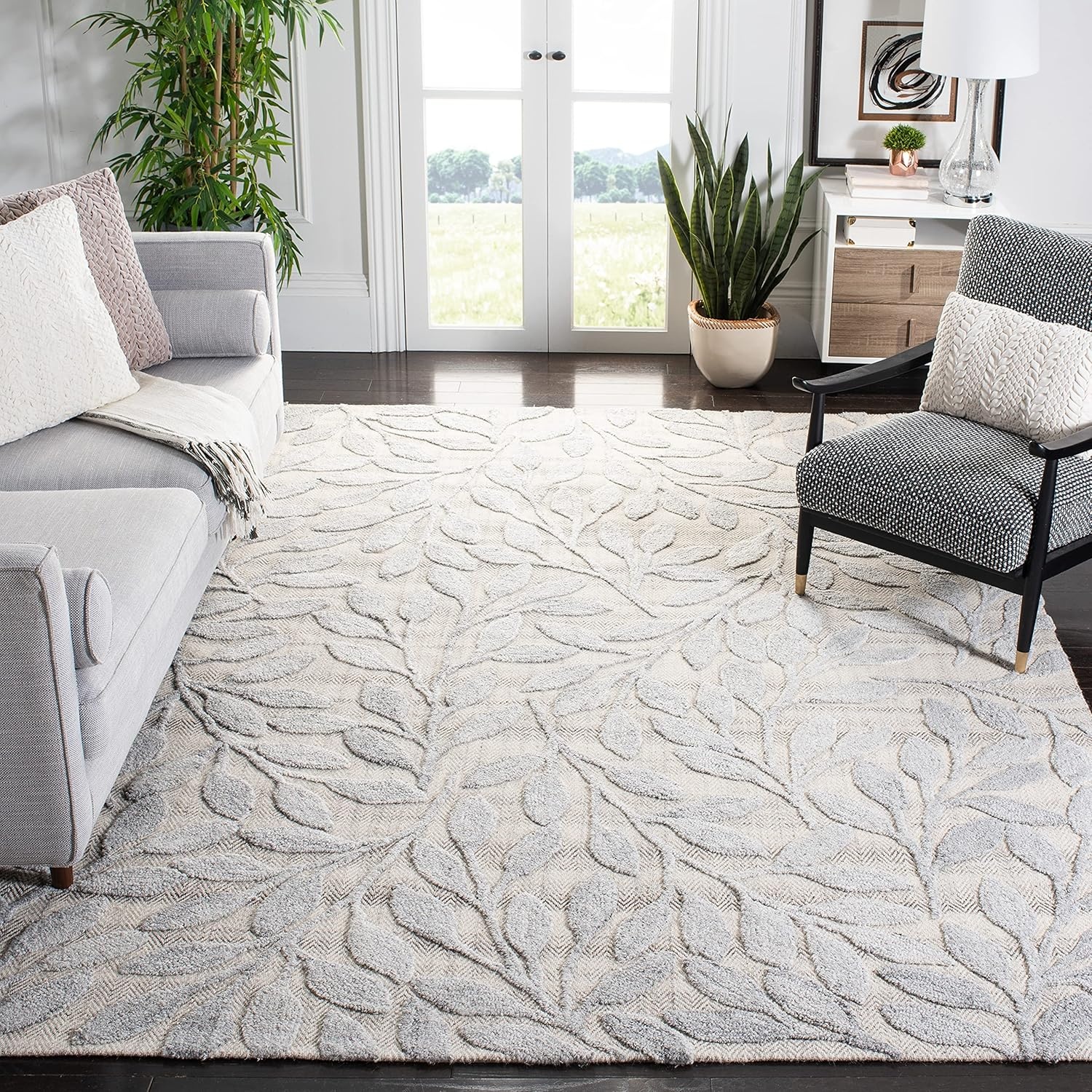 image:imageSAFAVIEH South Hampton Collection 8 x 10 Beige SHA302B Handmade Botanical Wool Area RugGrey