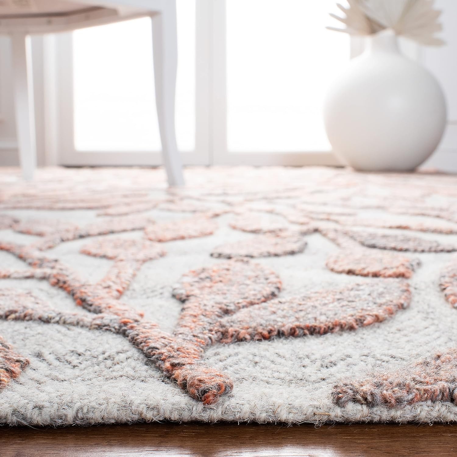 image:imageSAFAVIEH South Hampton Collection 8 x 10 Beige SHA302B Handmade Botanical Wool Area RugRustIvory