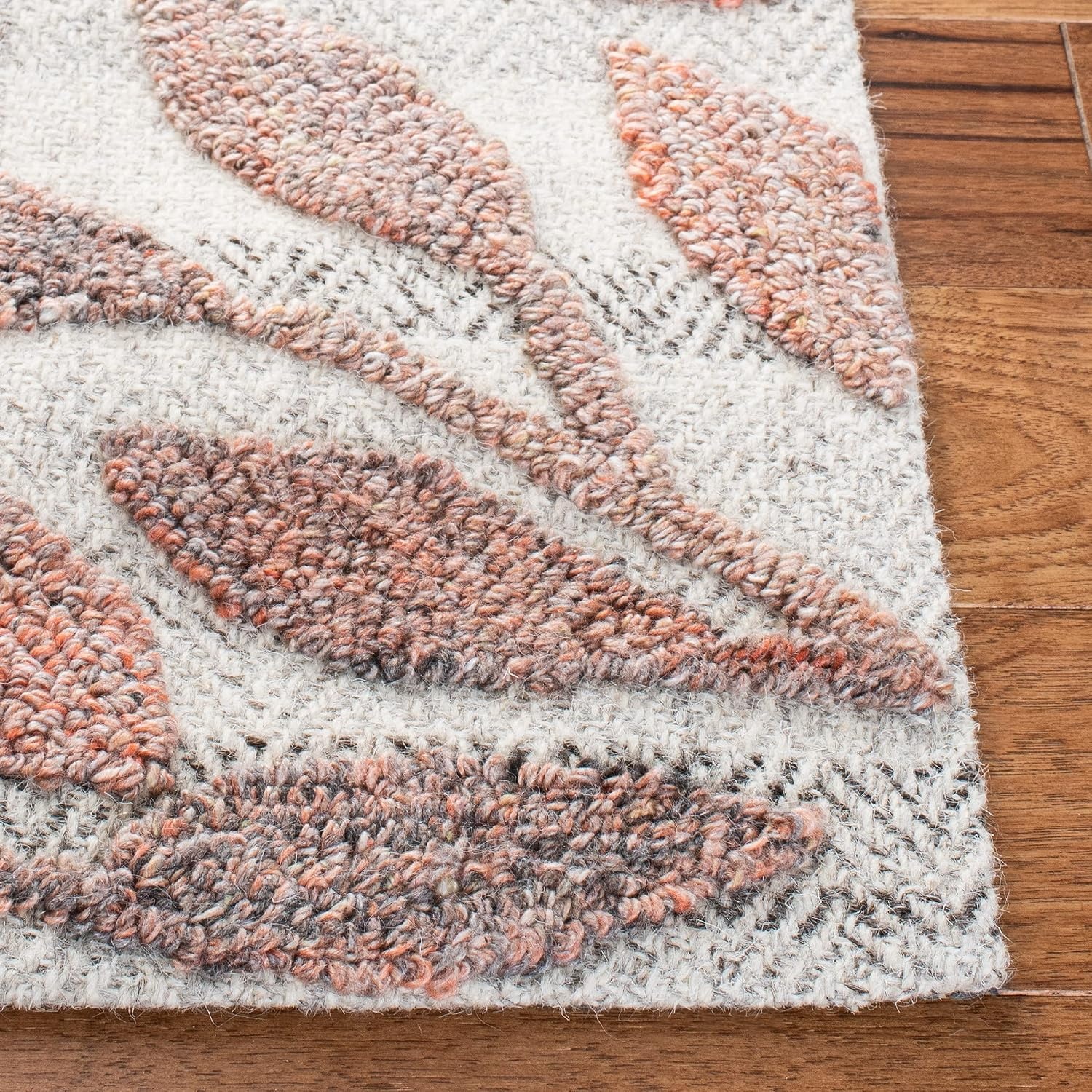 image:imageSAFAVIEH South Hampton Collection 8 x 10 Beige SHA302B Handmade Botanical Wool Area RugRustIvory