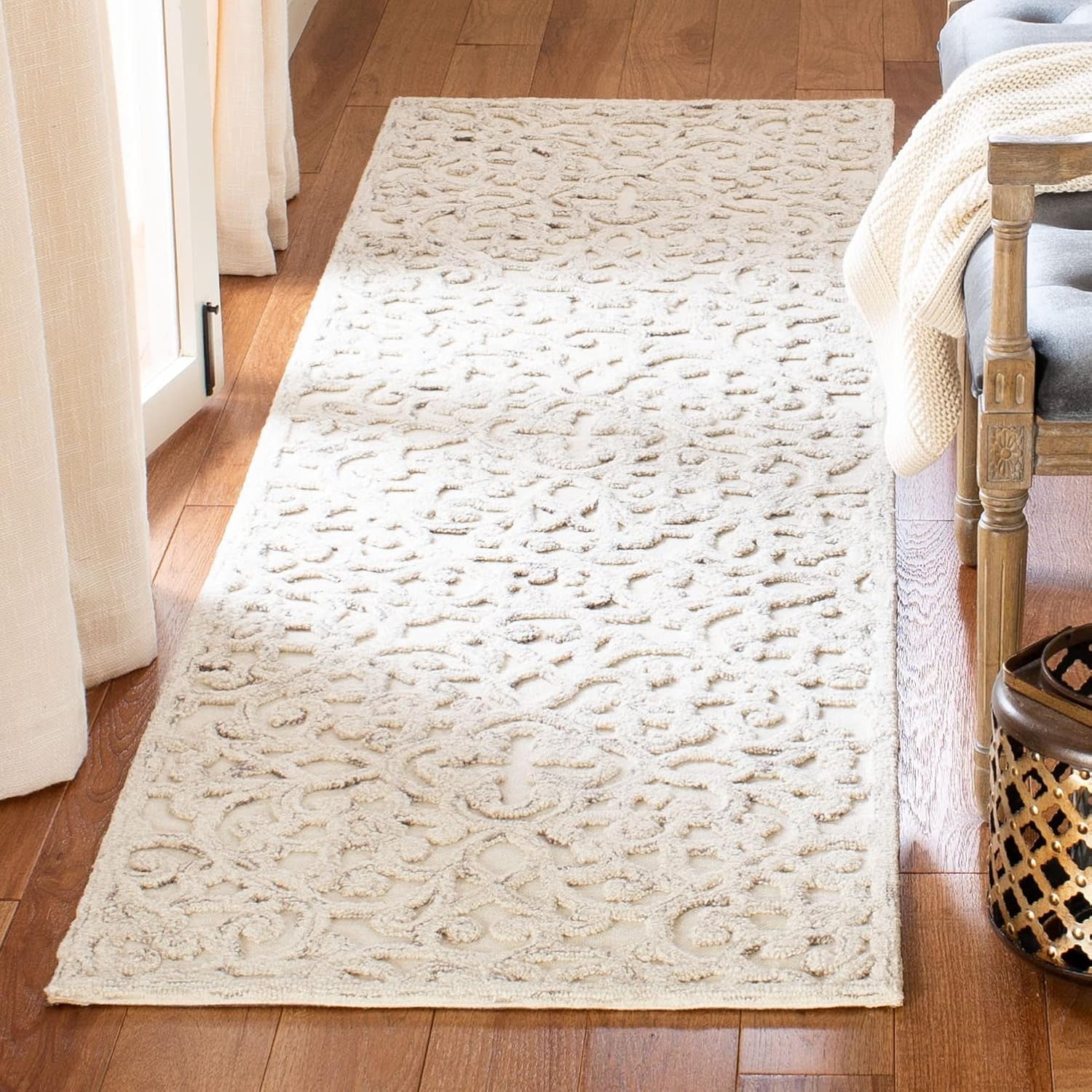 image:imageSAFAVIEH Trace Collection 8 Round BrownIvory TRC103T Handmade Premium Wool Entryway Foyer Living Room Bedroom Kitchen Area RugCamelIvory