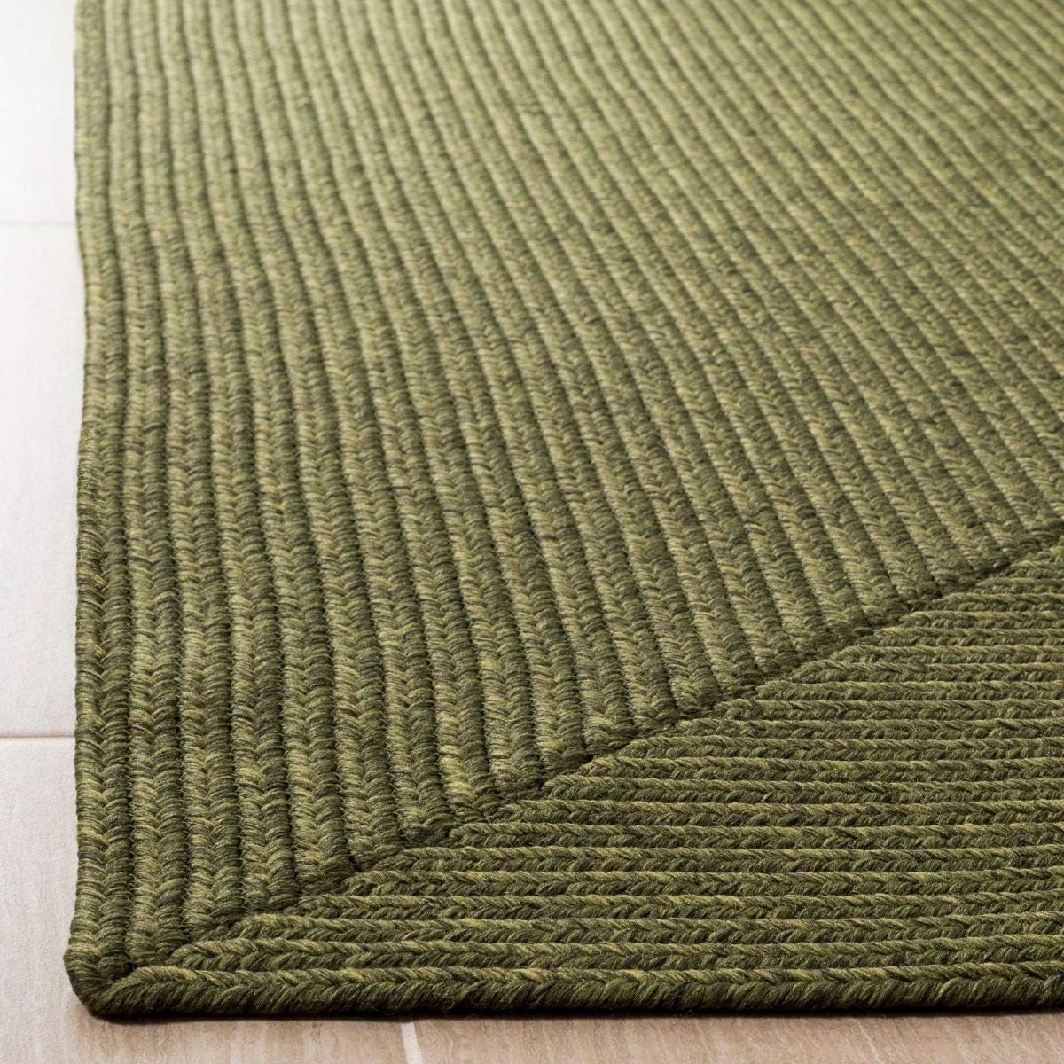 image:imageSAFAVIEH Washable Rug Outdoor Braided Collection 5 x 8 Oval Green Handmade amp Reversible NonShedding amp Easy to Clean Ideal for Patio Backyard Mudroom BRD315AGreen