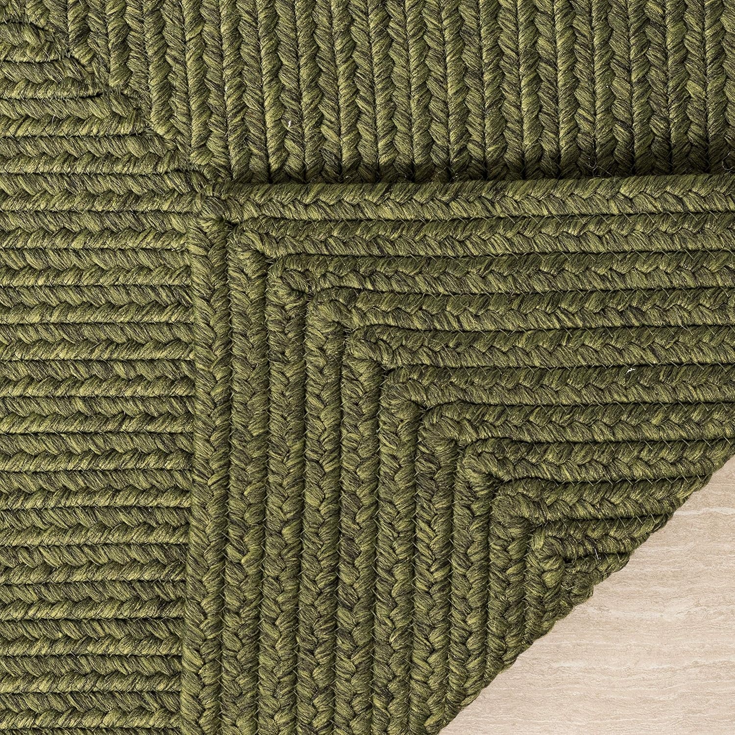 image:imageSAFAVIEH Washable Rug Outdoor Braided Collection 5 x 8 Oval Green Handmade amp Reversible NonShedding amp Easy to Clean Ideal for Patio Backyard Mudroom BRD315AGreen