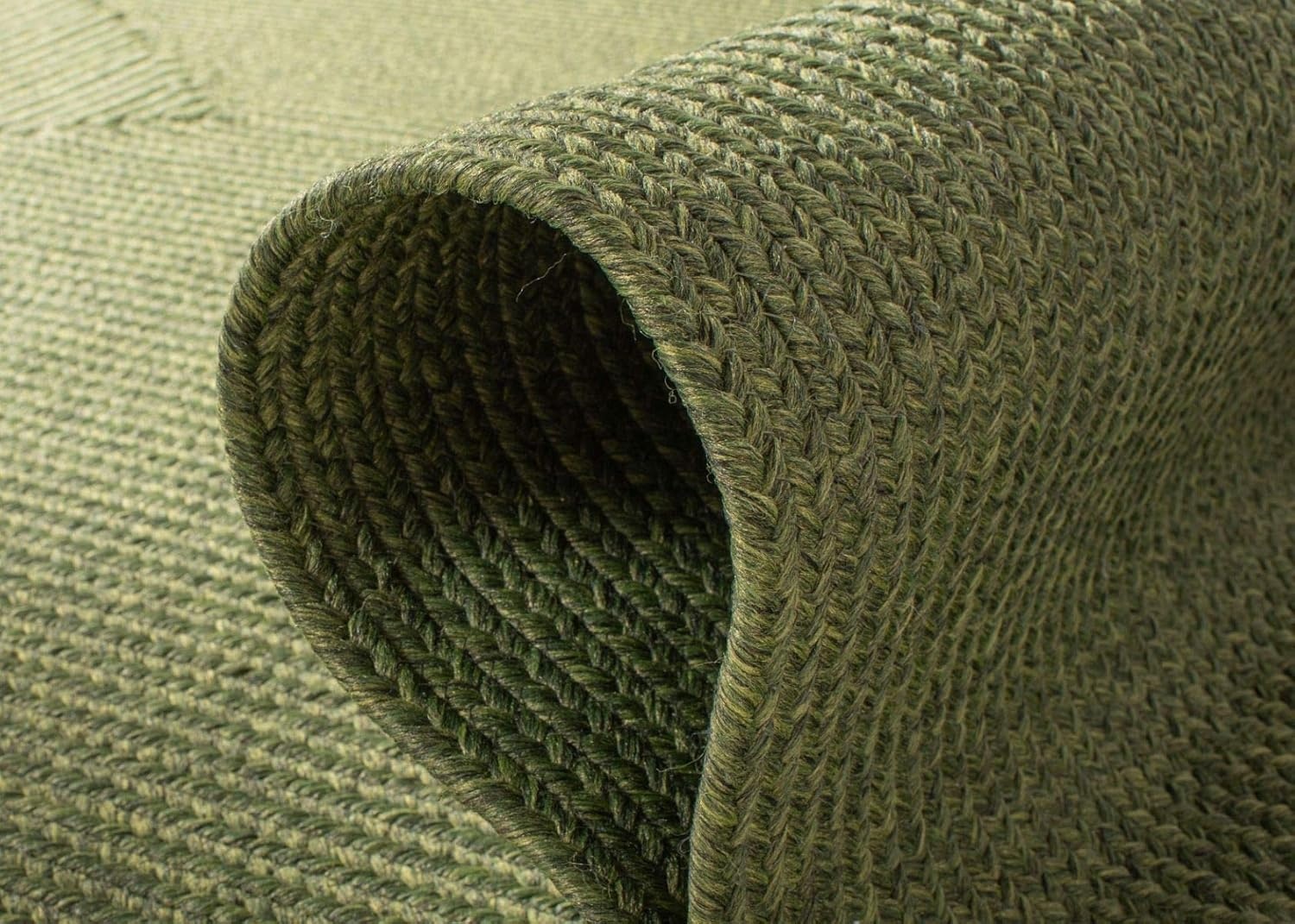 image:imageSAFAVIEH Washable Rug Outdoor Braided Collection 5 x 8 Oval Green Handmade amp Reversible NonShedding amp Easy to Clean Ideal for Patio Backyard Mudroom BRD315AGreen