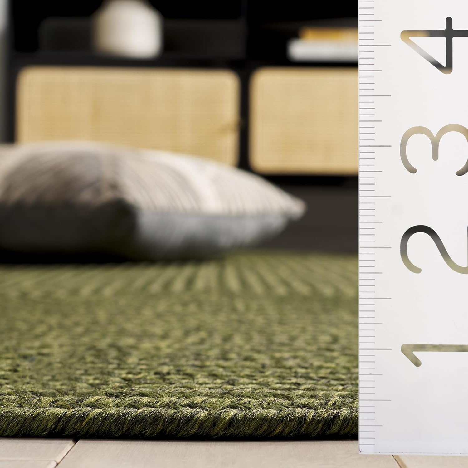 image:imageSAFAVIEH Washable Rug Outdoor Braided Collection 5 x 8 Oval Green Handmade amp Reversible NonShedding amp Easy to Clean Ideal for Patio Backyard Mudroom BRD315AGreen