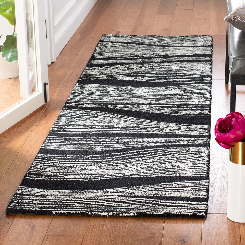image:imageSAFAVIEH Metro Collection 8 x 10 NaturalIvory MET995A Handmade Premium Wool Living Room Dining Bedroom Area RugBlackIvory
