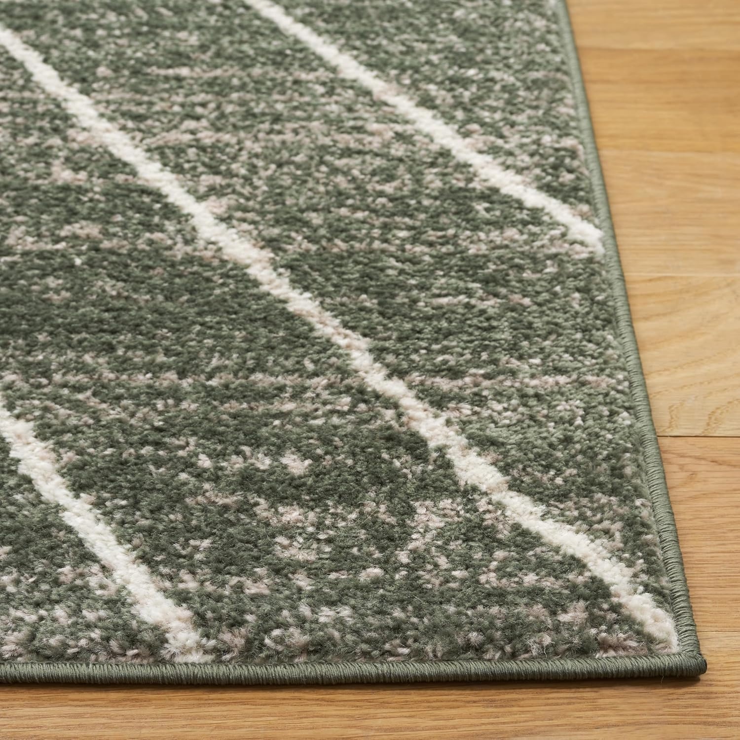 image:imageSAFAVIEH Area Rug 8x10 Adirondack Collection Large Black amp Light Grey Modern Geometric Design NonShedding amp Easy Cleaning Ideal for Living Room Bedroom Office Dining Space ADR251FDark GreenIvory